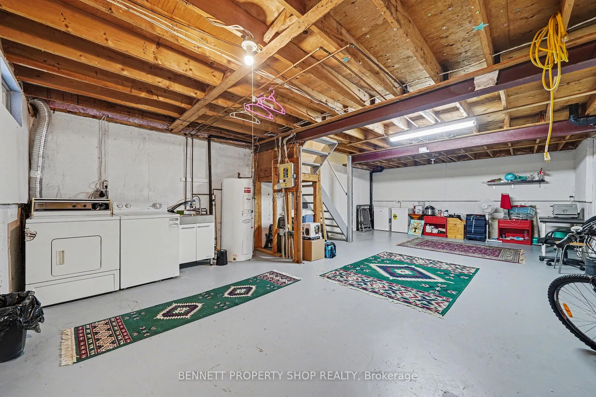 Photo 12 of 37 Pixley Private, Ottawa, Riverview Park — HOMEH