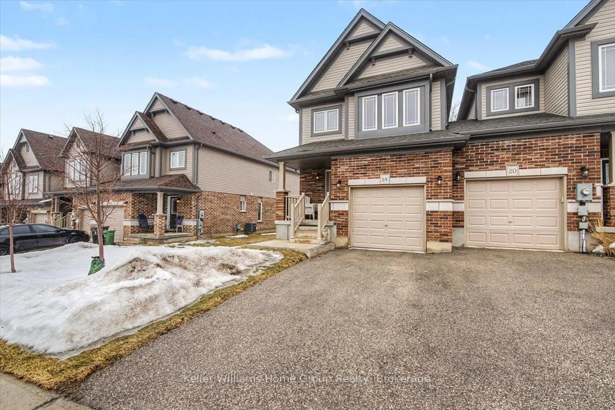 Photo 3 of 18 Mccann Street, Guelph, Kortright East — HOMEH