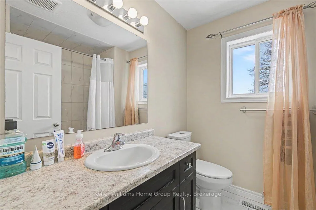 Photo 25 of 18 Mccann Street, Guelph, Kortright East — HOMEH