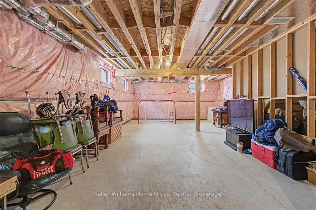 Photo 28 of 18 Mccann Street, Guelph, Kortright East — HOMEH