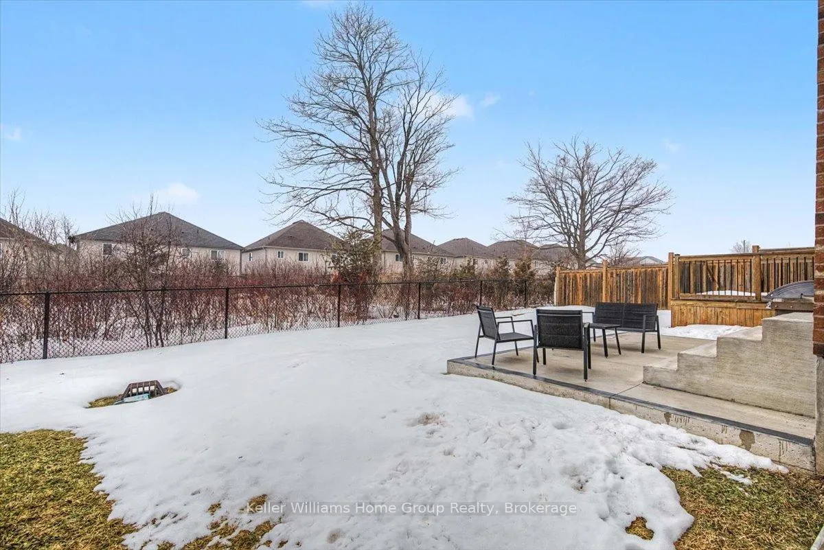 Photo 29 of 18 Mccann Street, Guelph, Kortright East — HOMEH