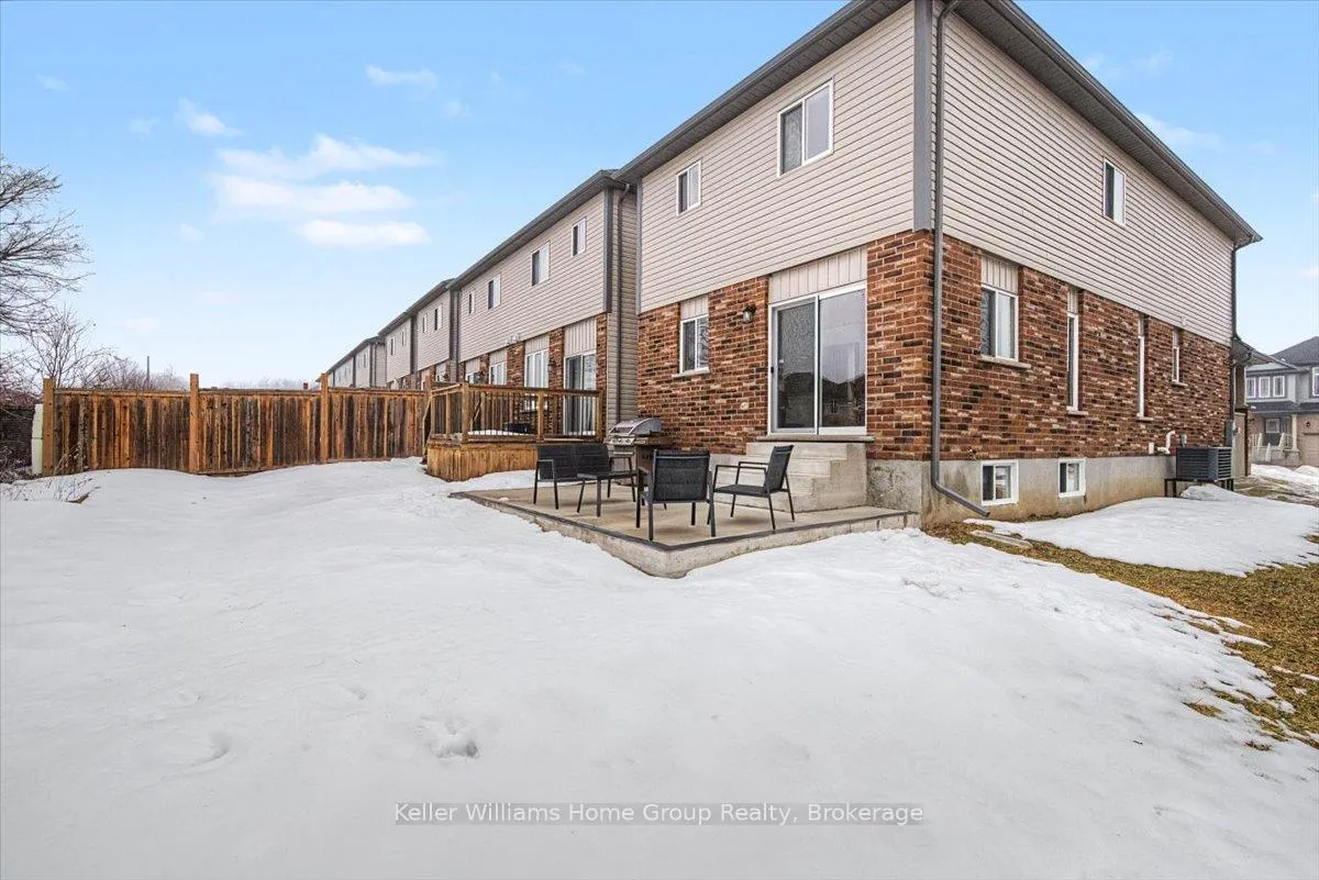 Photo 30 of 18 Mccann Street, Guelph, Kortright East — HOMEH