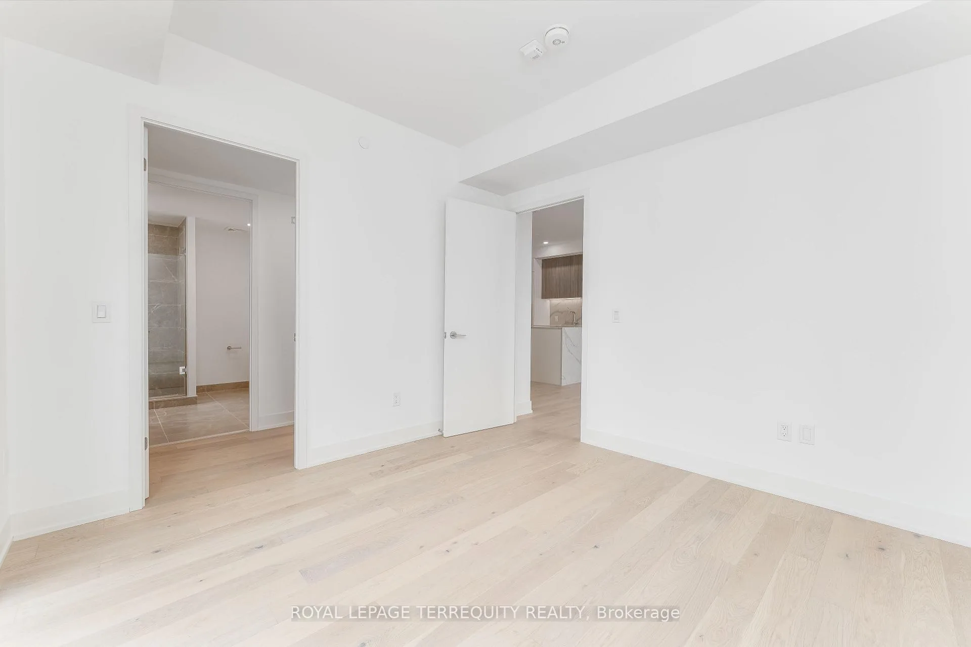 Photo 10 of Unit PH05, 200 Keewatin Avenue, Toronto, Mount Pleasant East — HOMEH