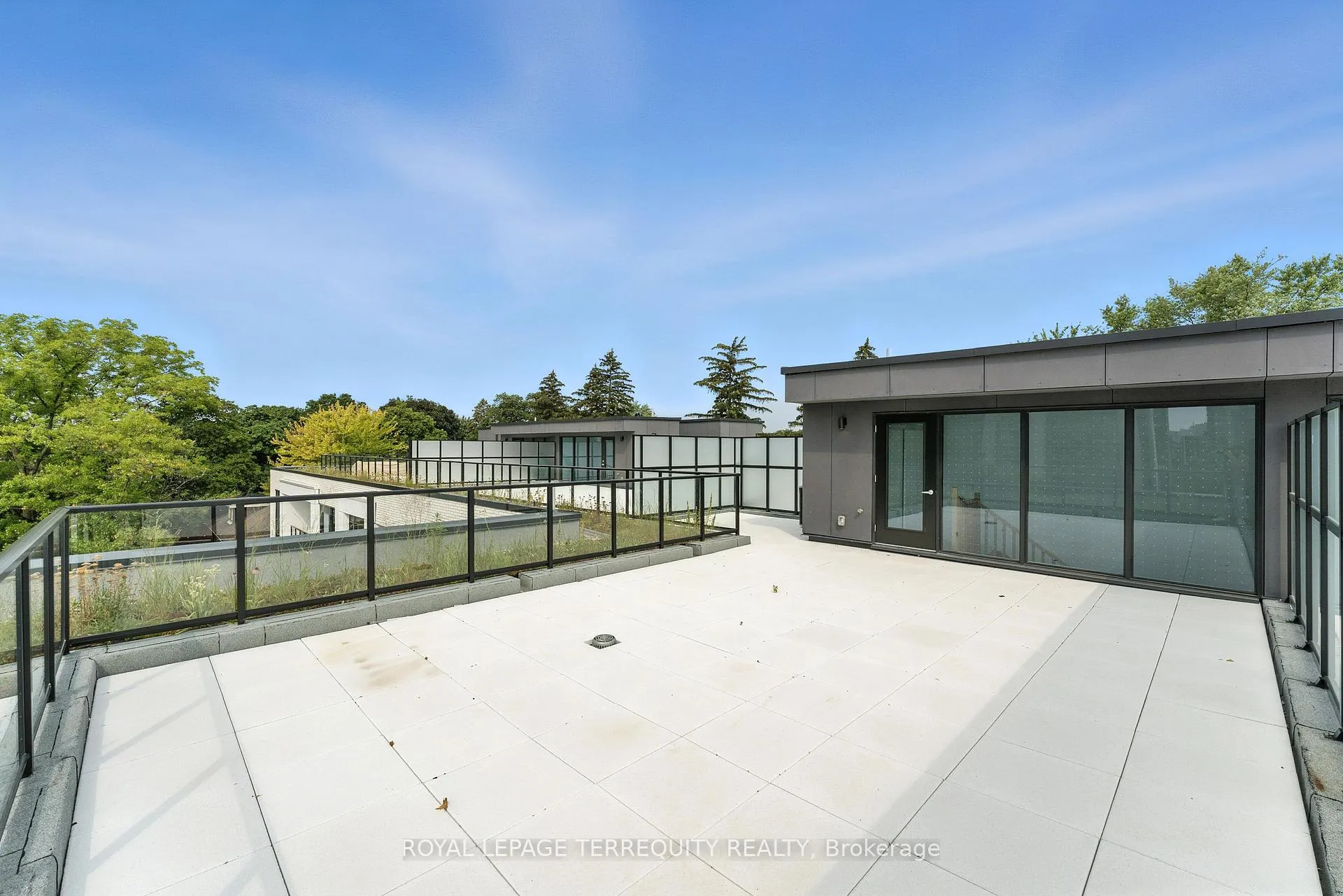 Photo 19 of Unit PH05, 200 Keewatin Avenue, Toronto, Mount Pleasant East — HOMEH