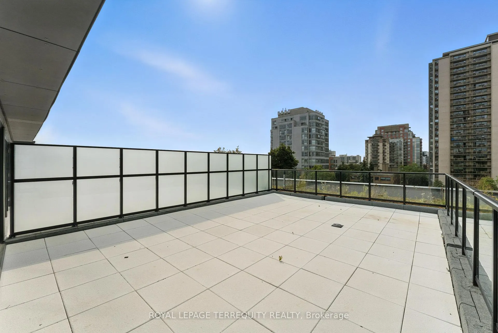 Photo 21 of Unit PH05, 200 Keewatin Avenue, Toronto, Mount Pleasant East — HOMEH