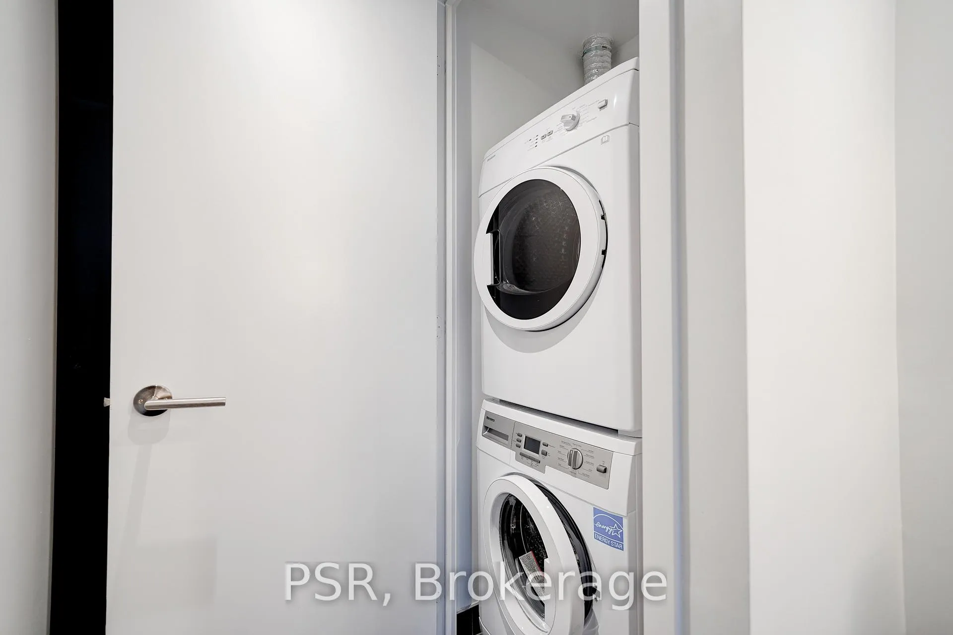Photo 18 of Unit 506, 161 Roehampton Avenue, Toronto, Mount Pleasant West — HOMEH