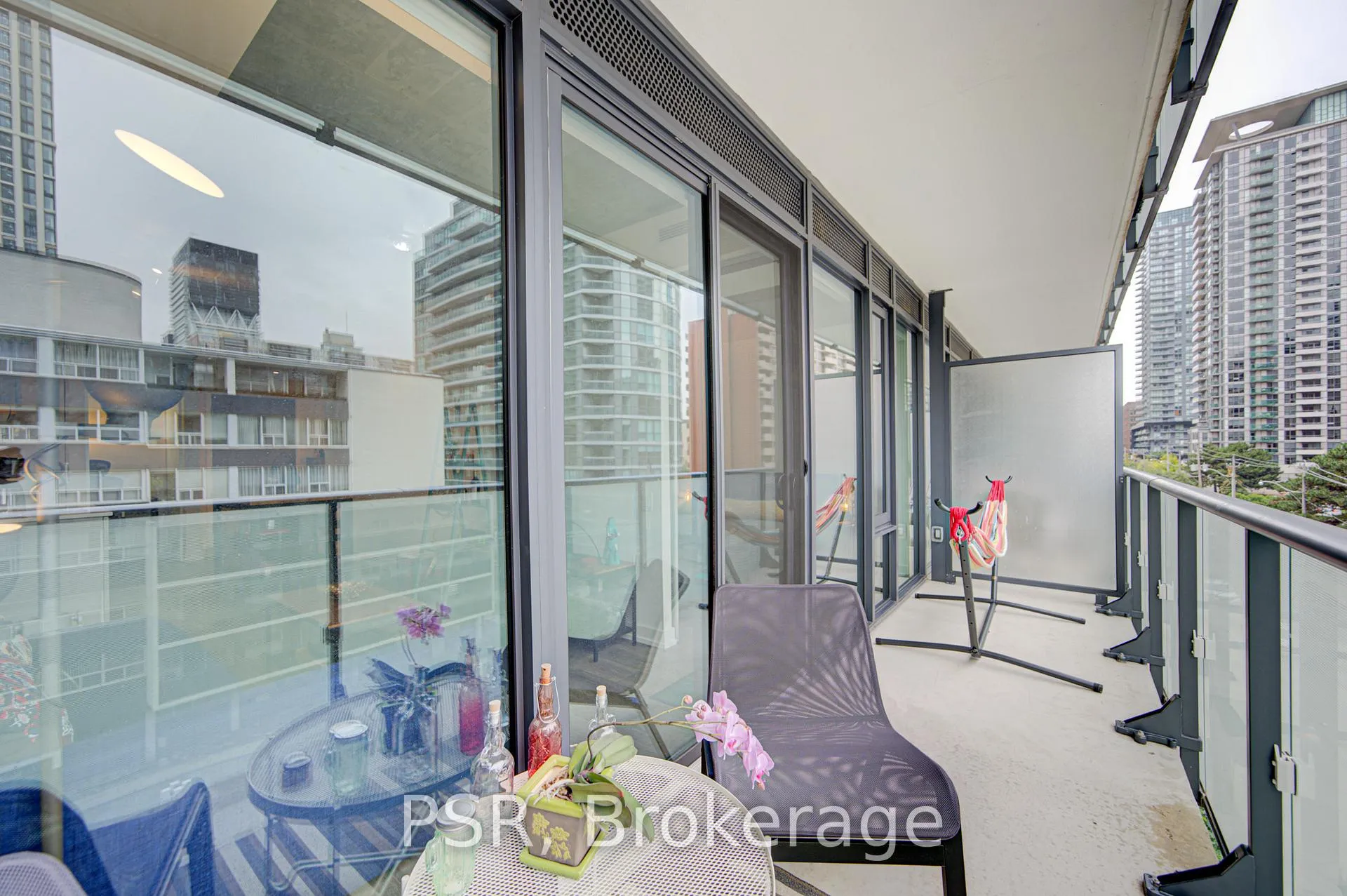 Photo 30 of Unit 506, 161 Roehampton Avenue, Toronto, Mount Pleasant West — HOMEH