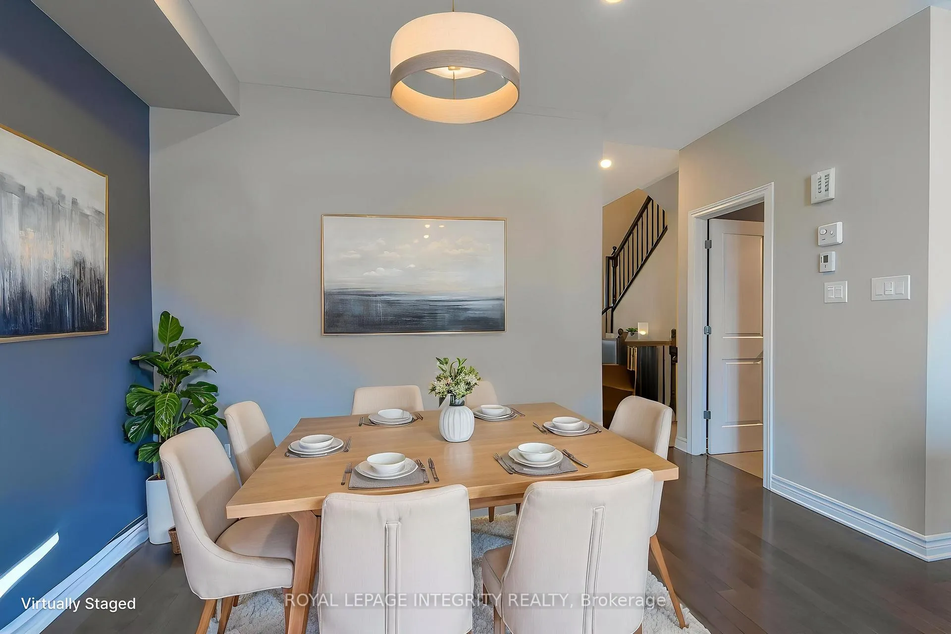 Photo 4 of 652 Des Aubepines Drive, Ottawa, Avalon West — HOMEH