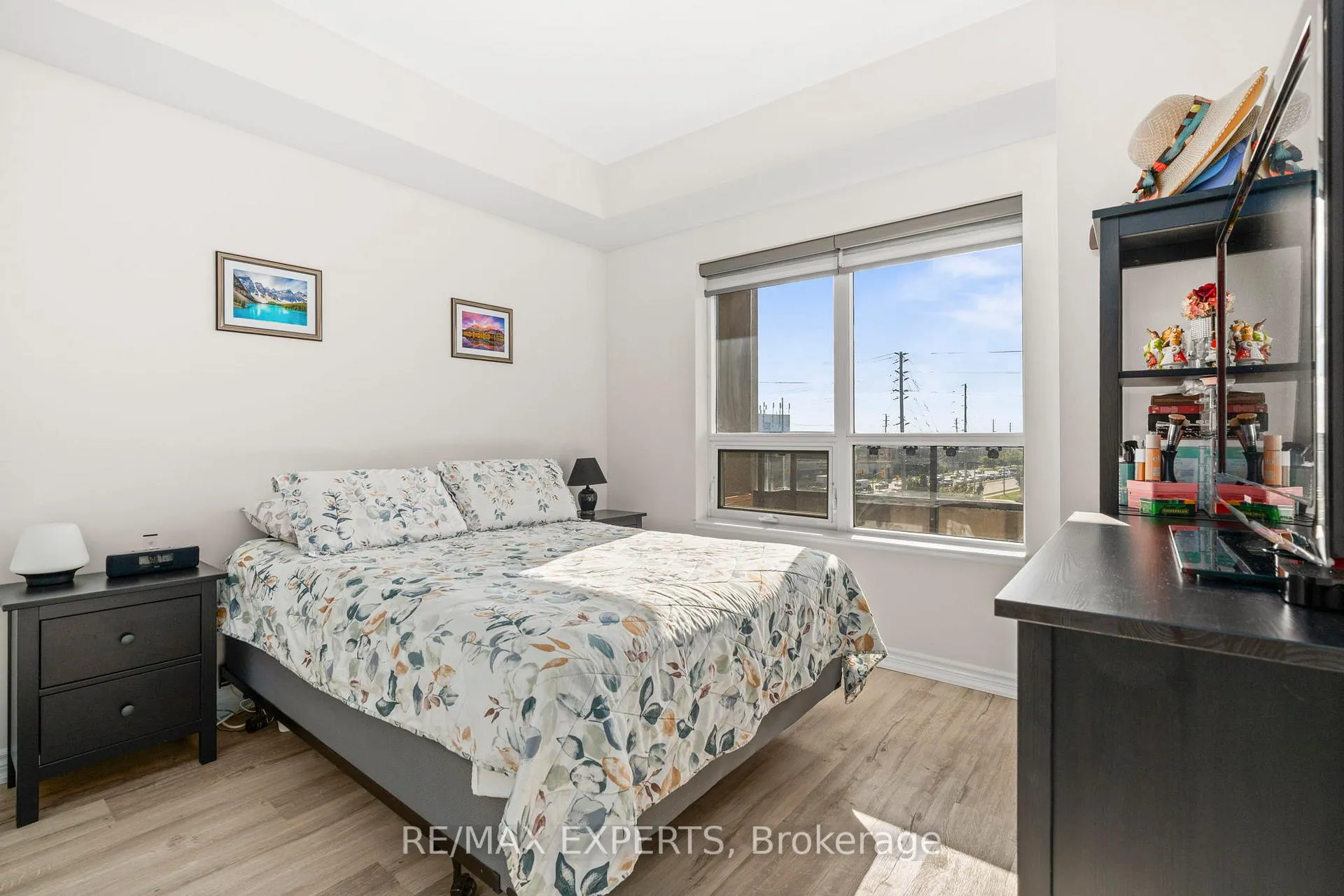 Photo 17 of Unit 515, 9225 Jane St Street, Vaughan, Maple — HOMEH