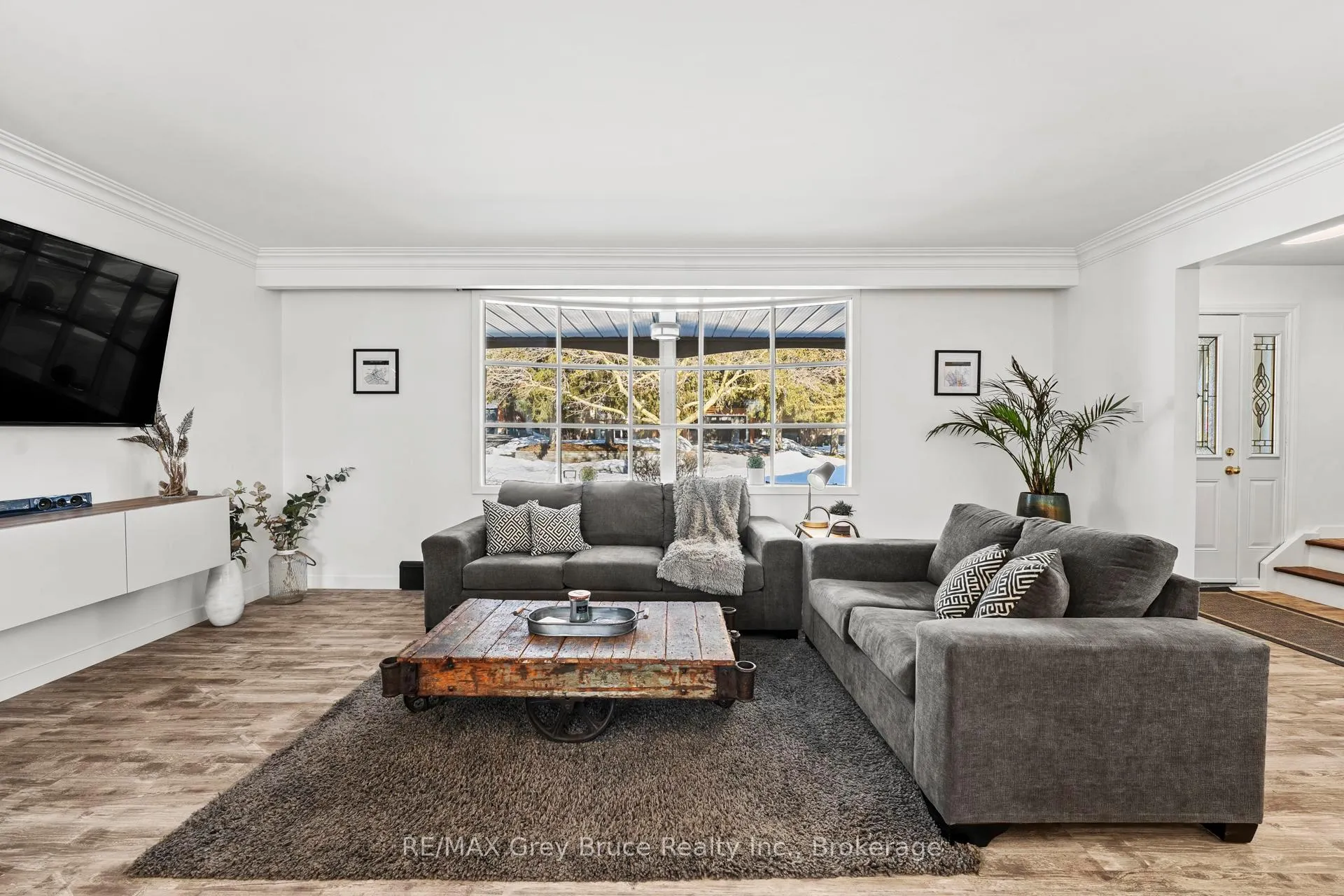 Photo 11 of 74 Inwood Crescent, Kitchener — HOMEH