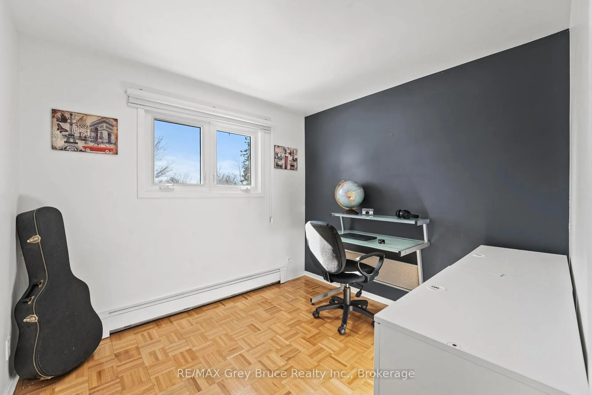 Photo 23 of 74 Inwood Crescent, Kitchener — HOMEH