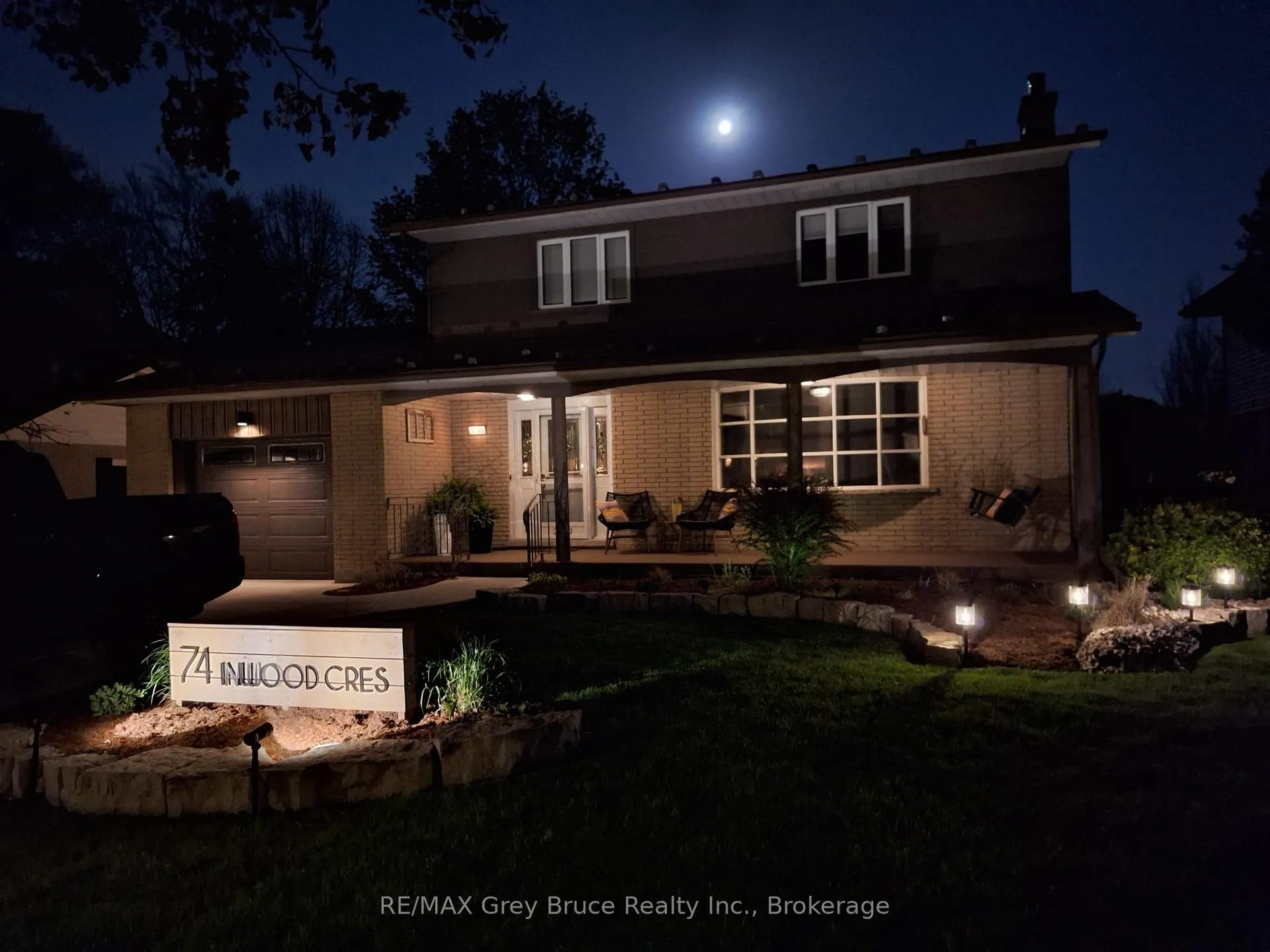 Photo 1 of 74 Inwood Crescent, Kitchener — HOMEH