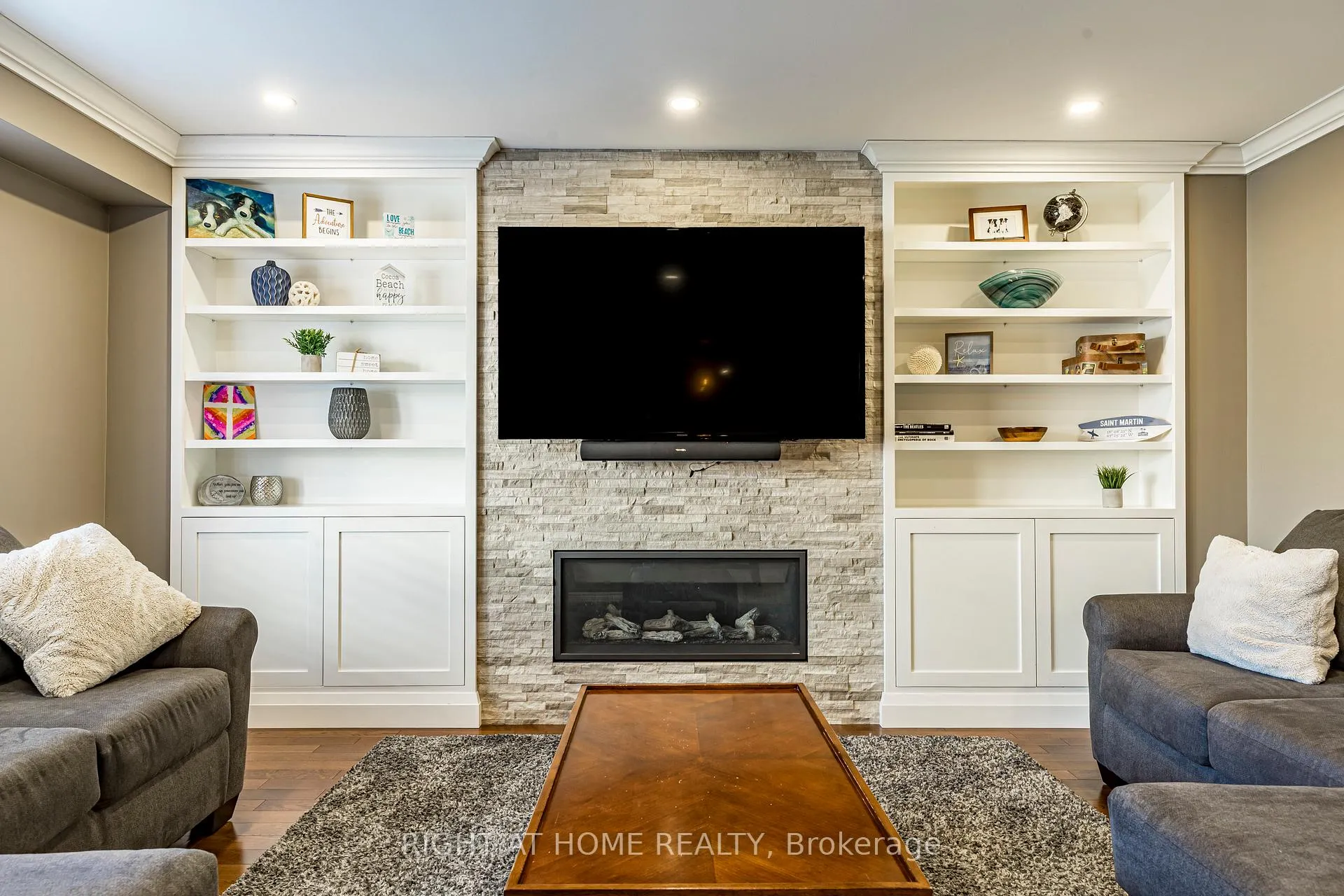 Photo 13 of 28 Springbreeze Heights W, Hamilton, Lakeshore — HOMEH