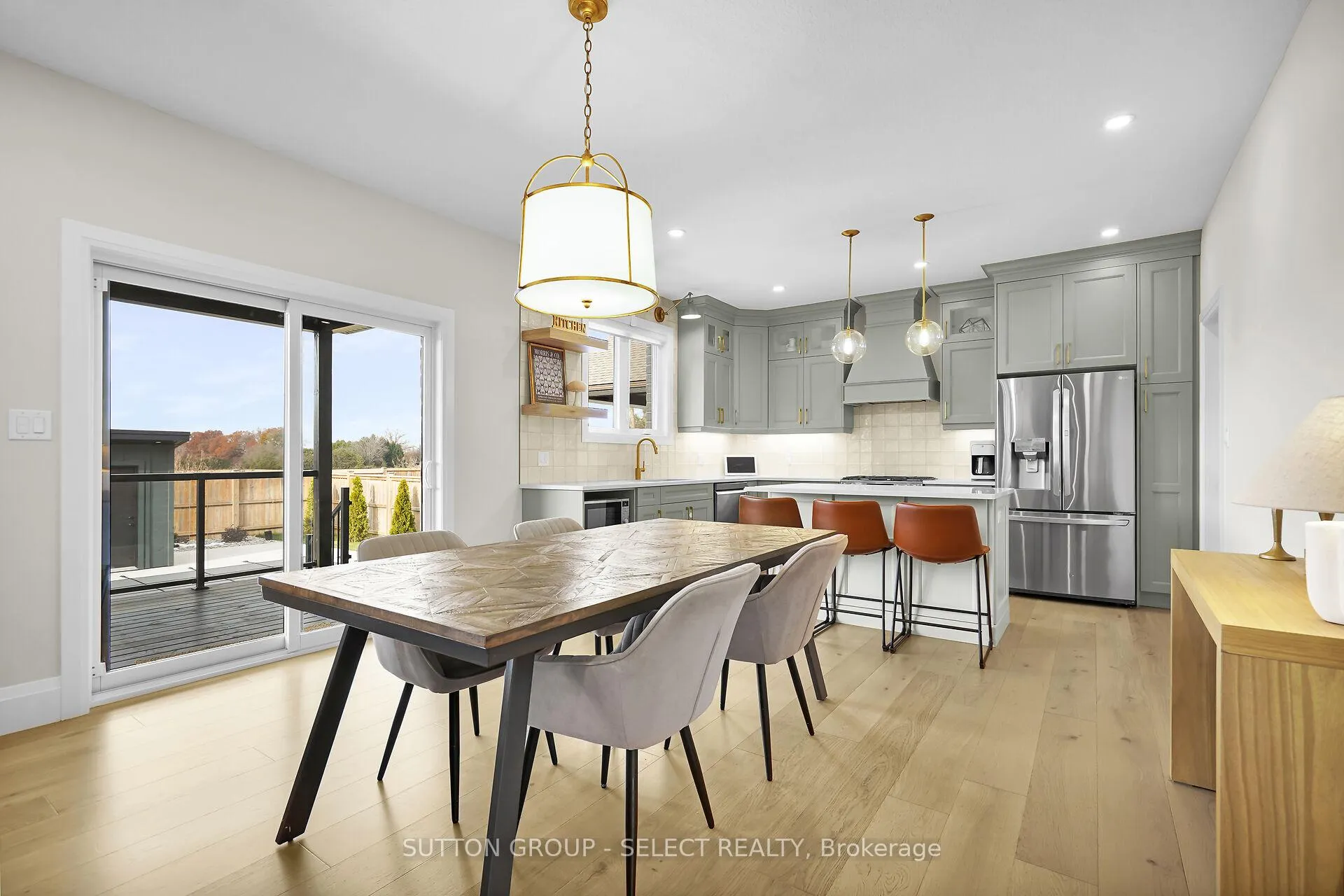 Photo 12 of 173 Collins Way, Strathroy-Caradoc, SE — HOMEH
