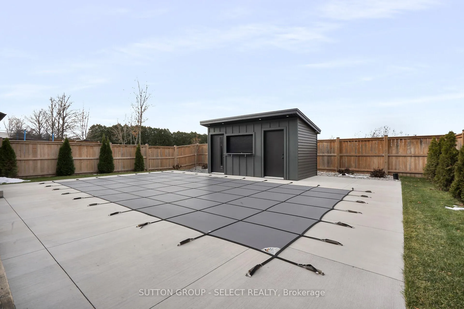 Photo 43 of 173 Collins Way, Strathroy-Caradoc, SE — HOMEH