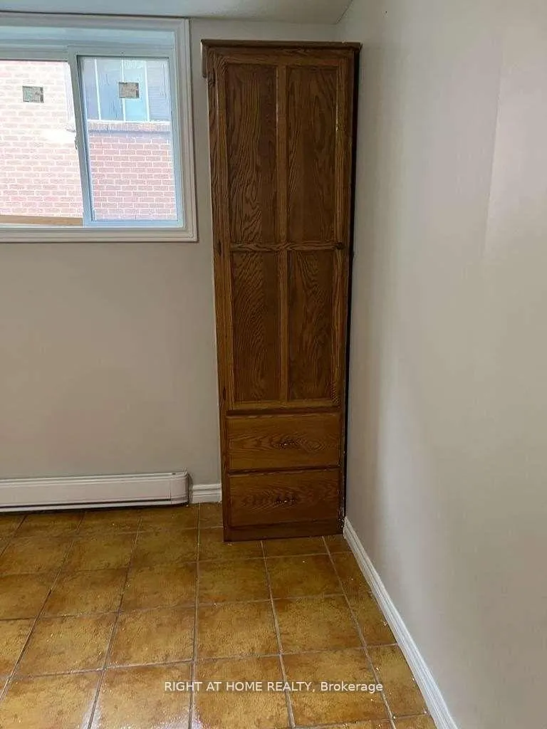 Photo 11 of 328 Malaga Road, Oshawa, Lakeview — HOMEH