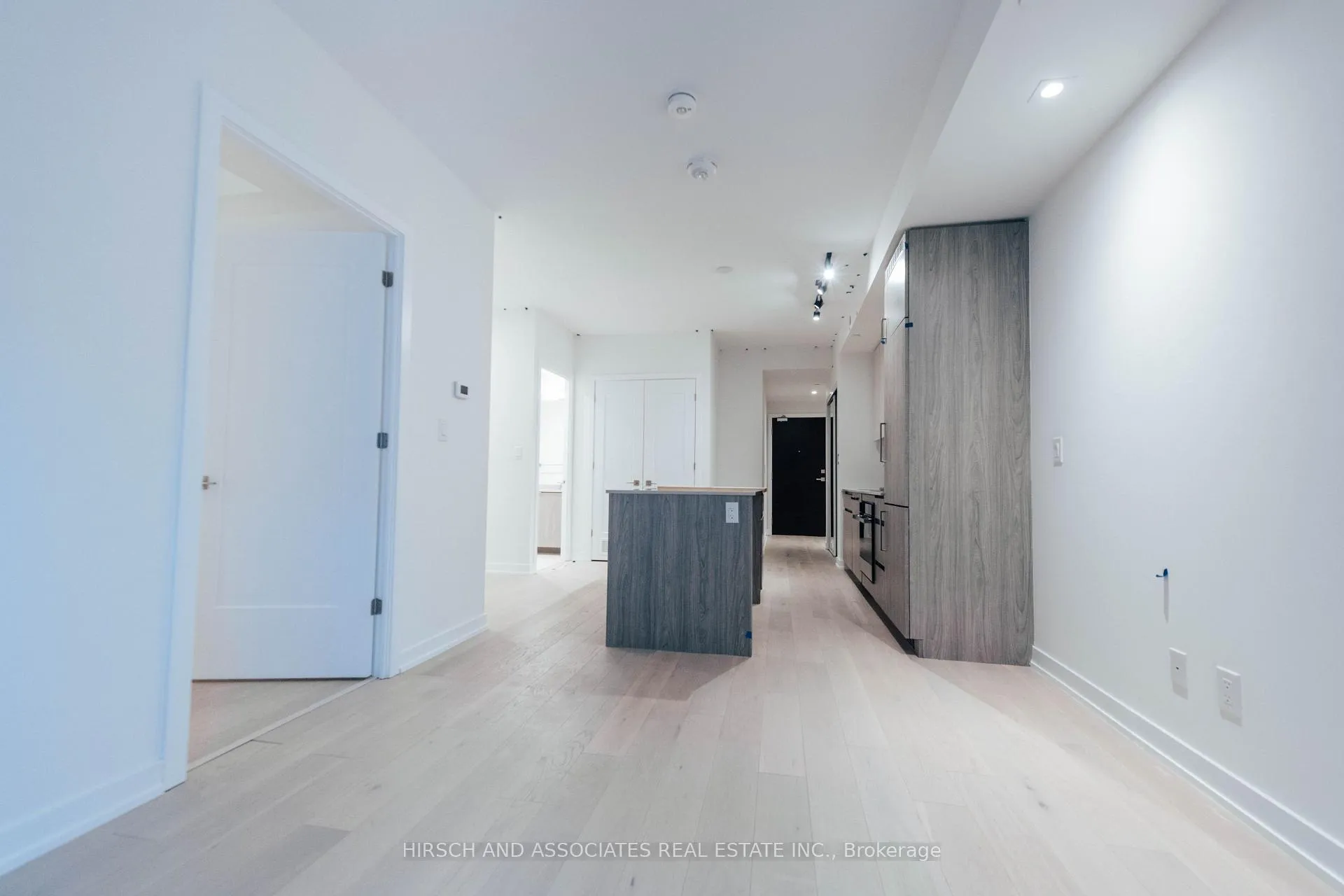 Photo 4 of Unit 202, 430 Roncesvalles Avenue, Toronto, Roncesvalles — HOMEH
