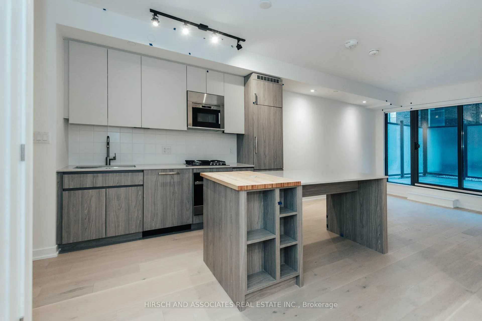 Photo 5 of Unit 202, 430 Roncesvalles Avenue, Toronto, Roncesvalles — HOMEH