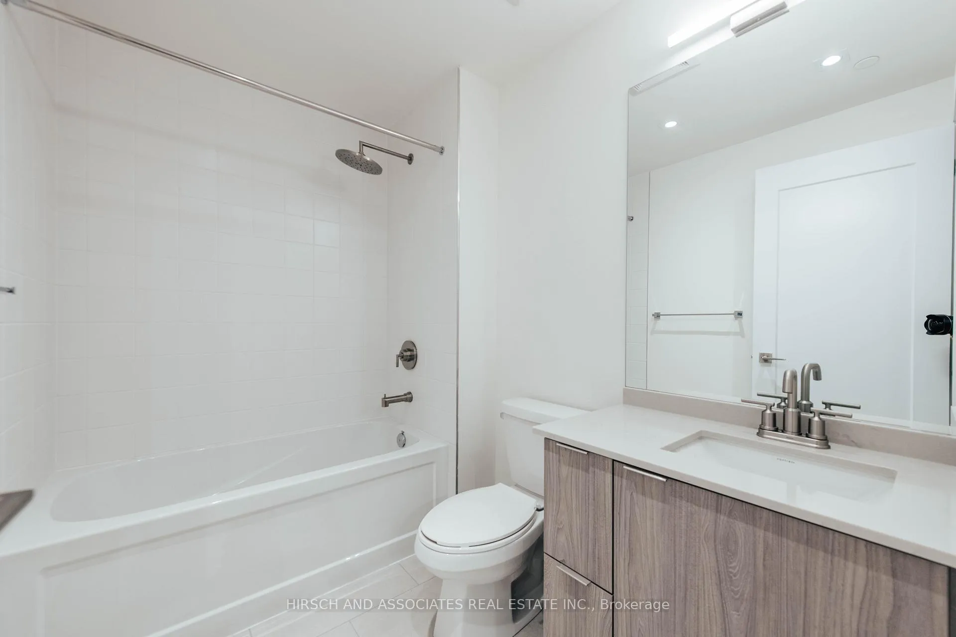 Photo 8 of Unit 202, 430 Roncesvalles Avenue, Toronto, Roncesvalles — HOMEH