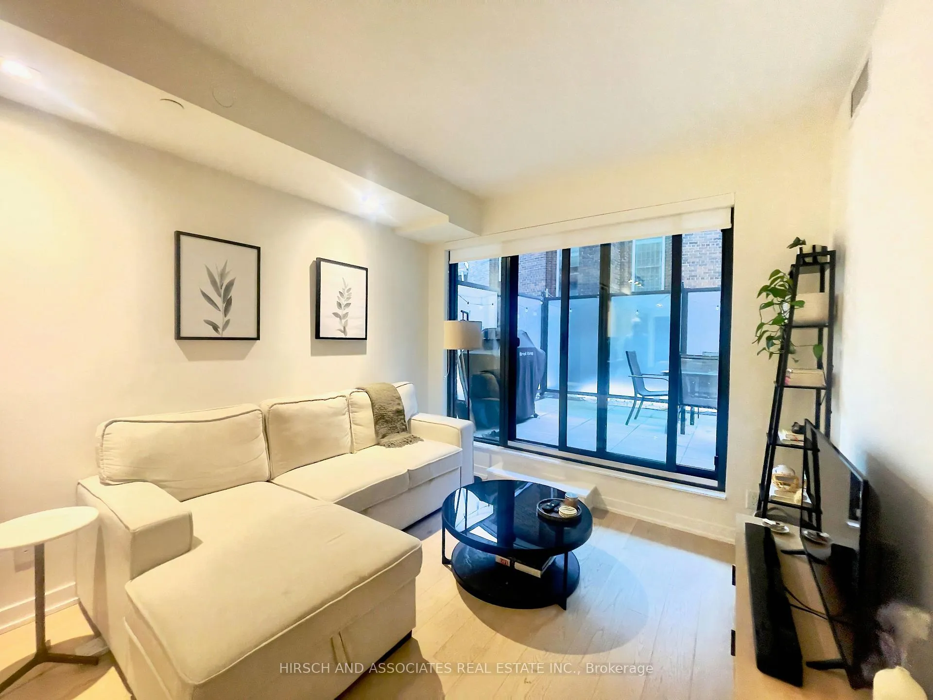Photo 14 of Unit 202, 430 Roncesvalles Avenue, Toronto, Roncesvalles — HOMEH