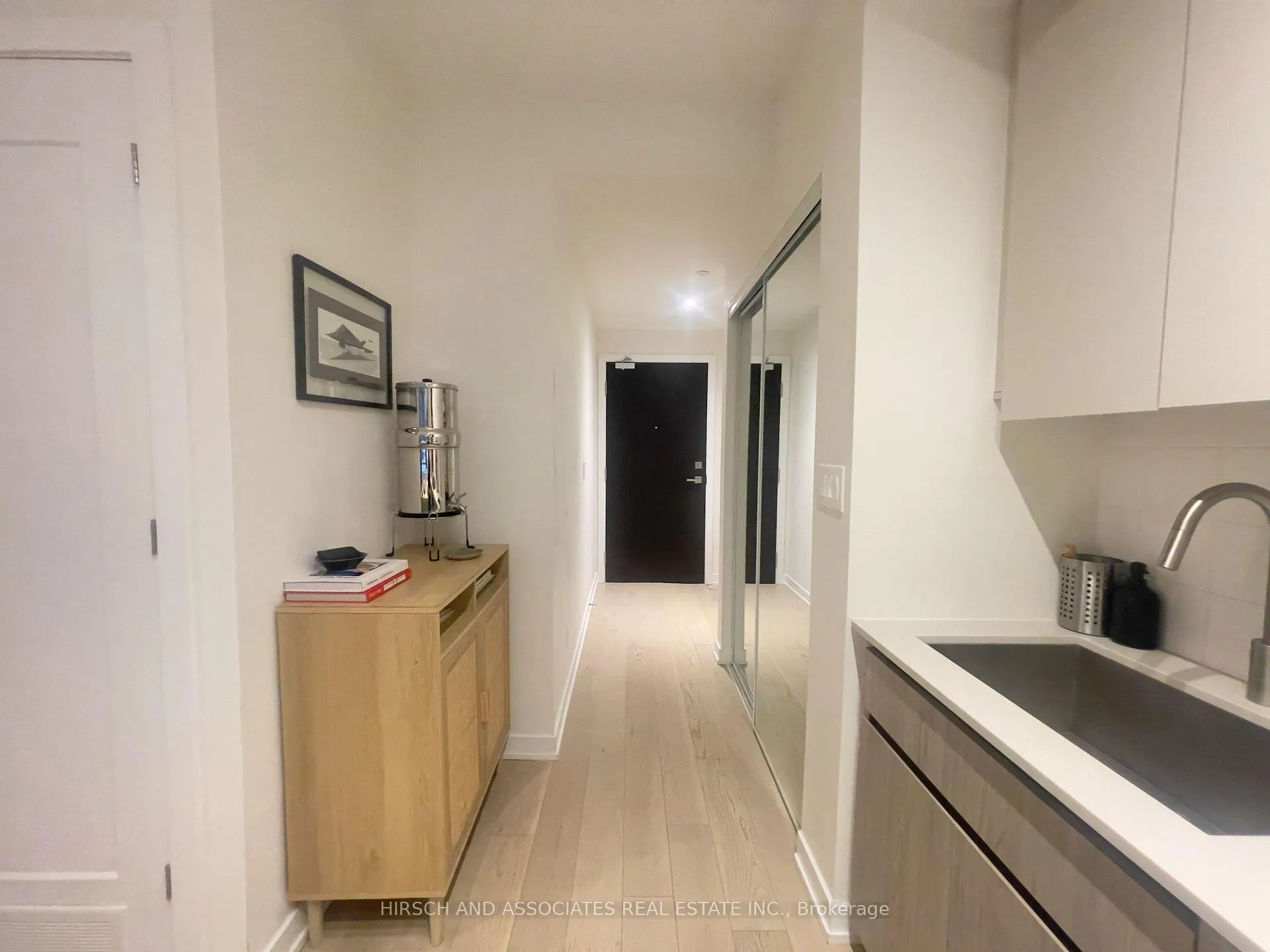 Photo 17 of Unit 202, 430 Roncesvalles Avenue, Toronto, Roncesvalles — HOMEH