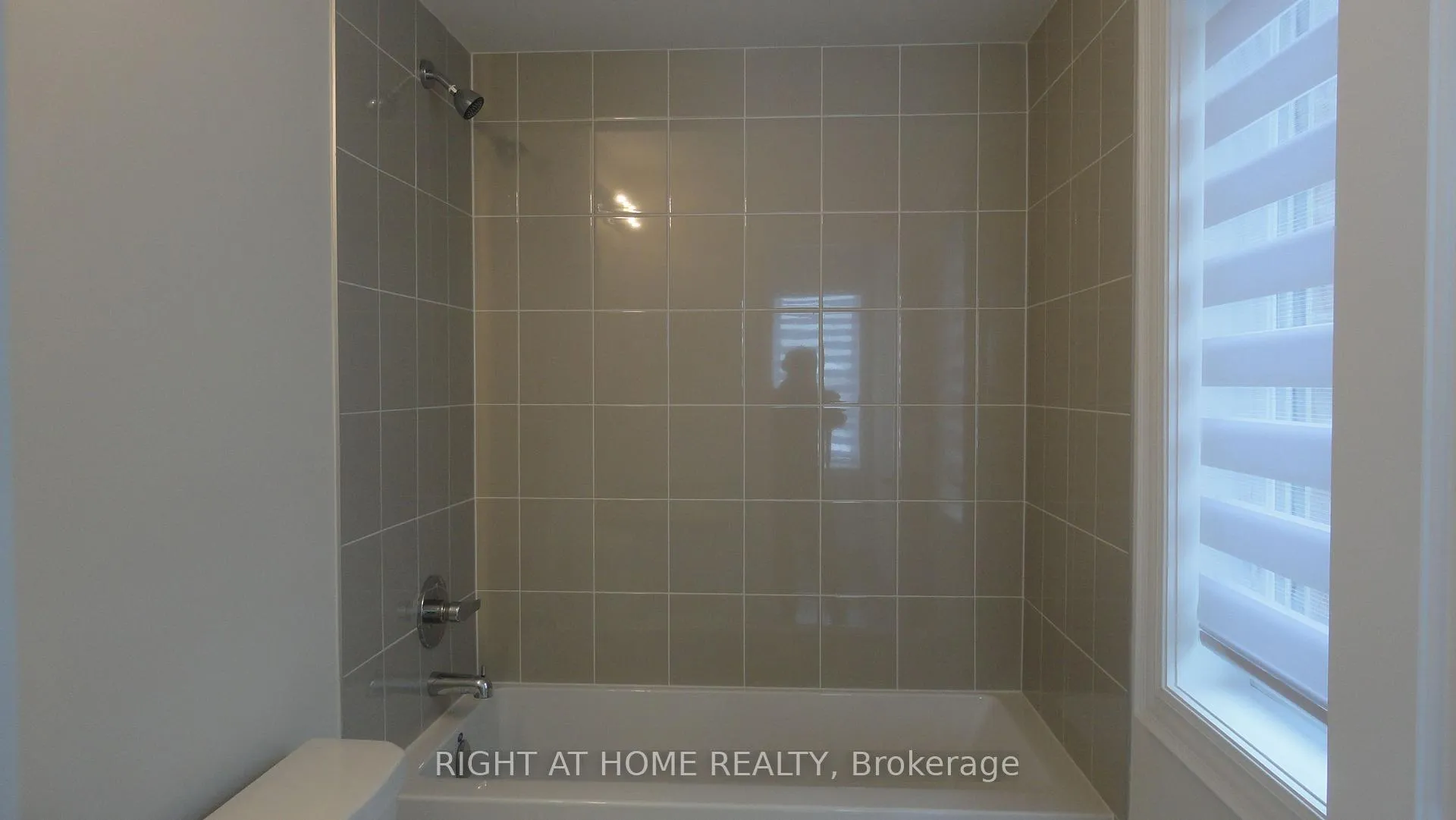 Photo 33 of 2640 Sapphire Drive, Pickering, Rural Pickering — HOMEH