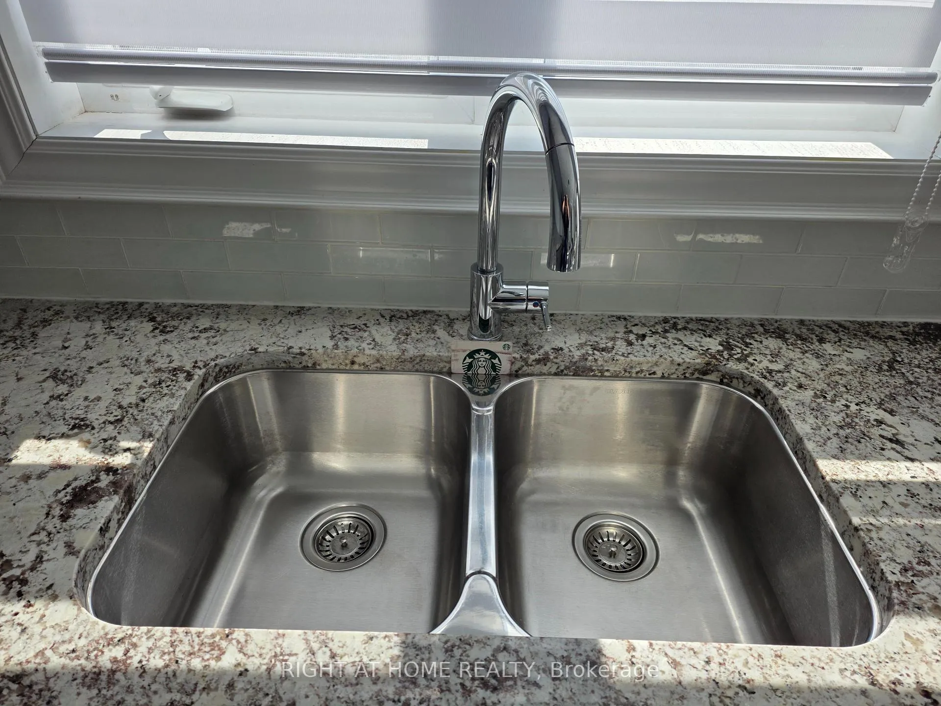Photo 40 of 2640 Sapphire Drive, Pickering, Rural Pickering — HOMEH
