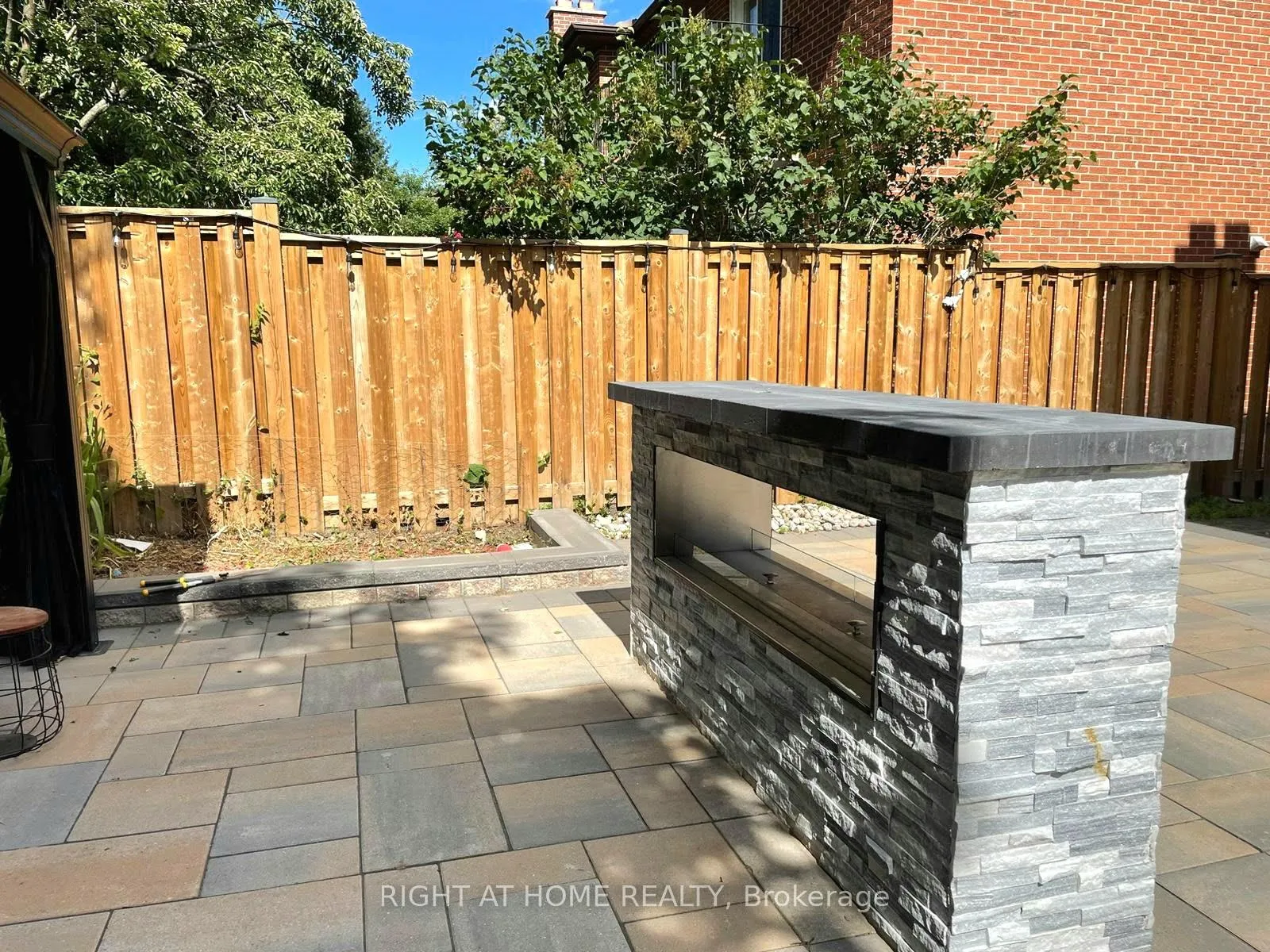 Photo 3 of 58 Emeline Crescent, Markham, Greensborough — HOMEH