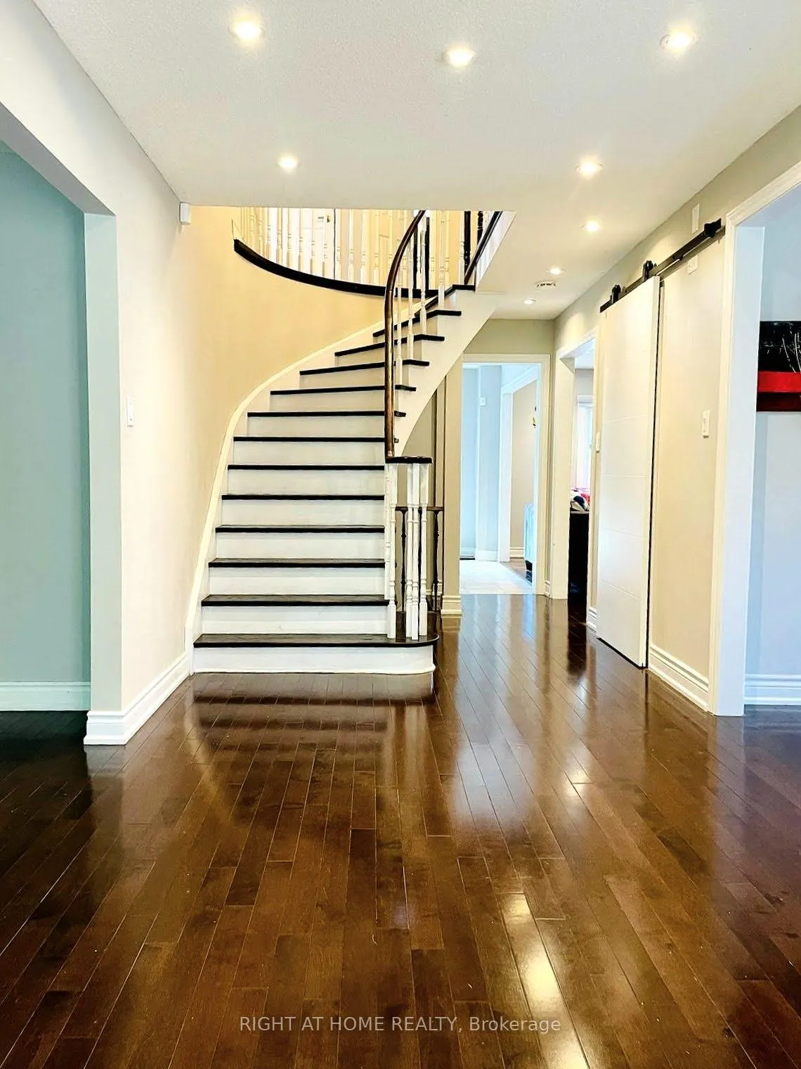 Photo 11 of 58 Emeline Crescent, Markham, Greensborough — HOMEH
