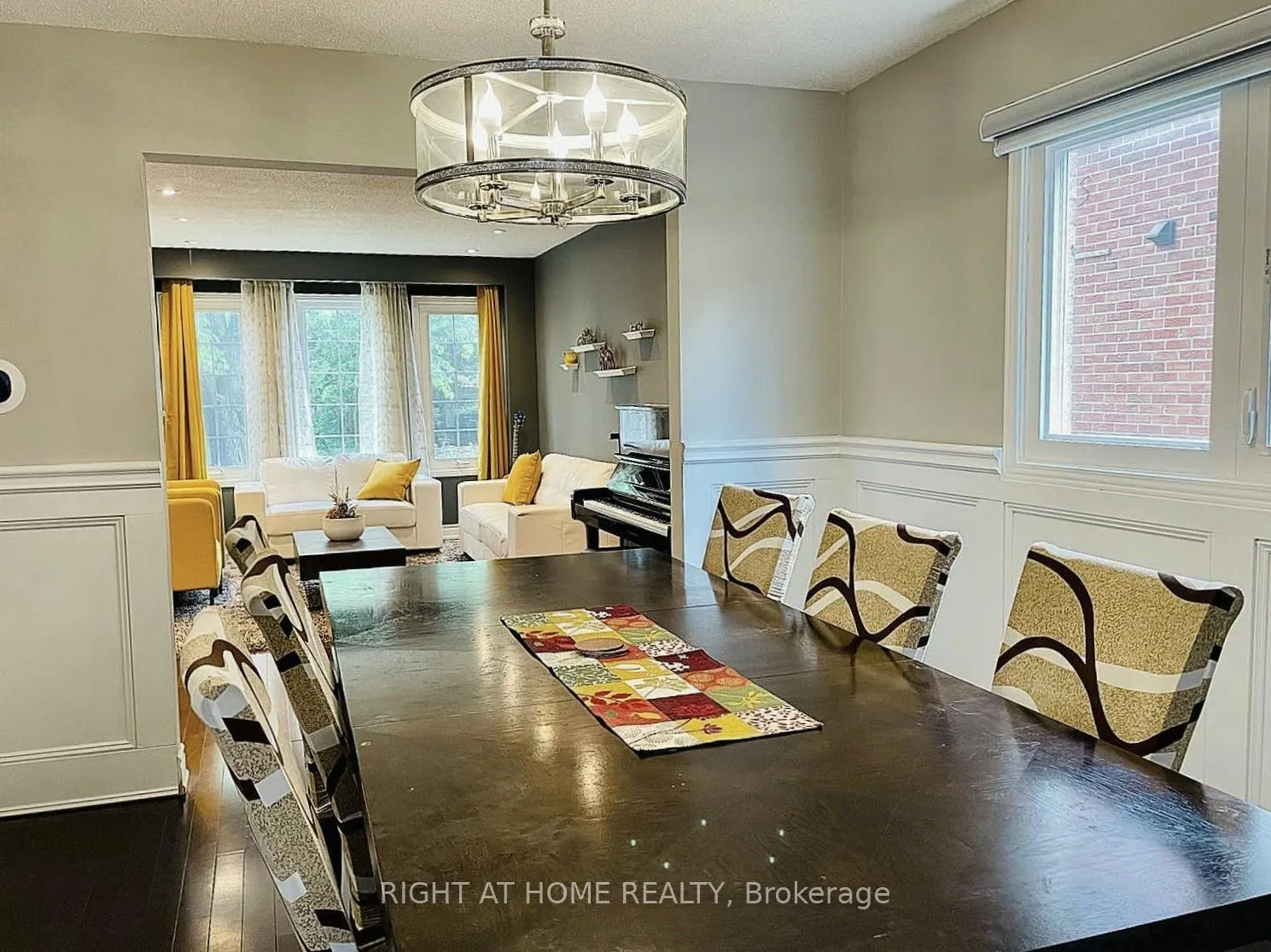 Photo 16 of 58 Emeline Crescent, Markham, Greensborough — HOMEH