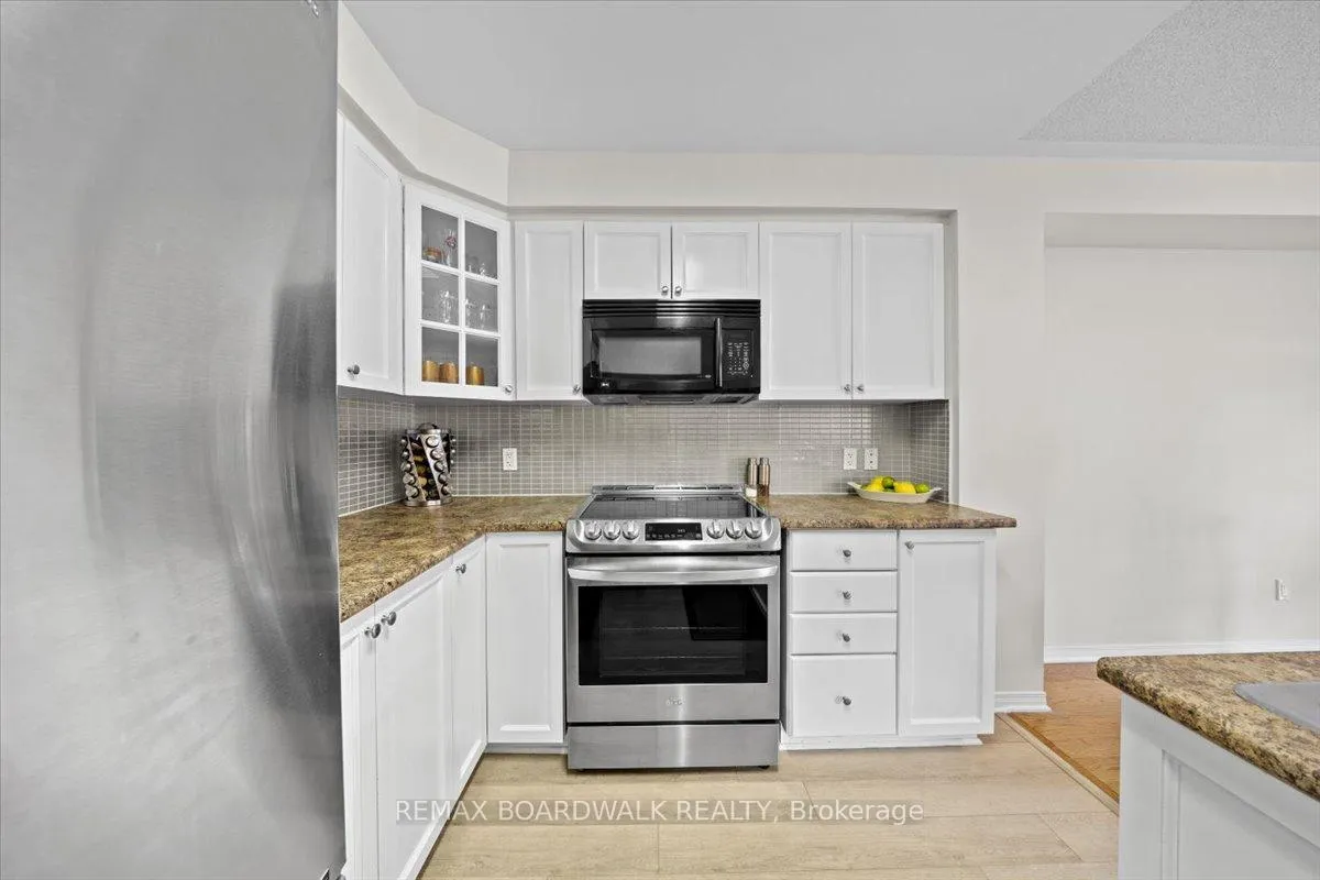 Photo 16 of 783 Cobble Hill Drive, Ottawa, Barrhaven - Cedargrove/Fraserdale — HOMEH