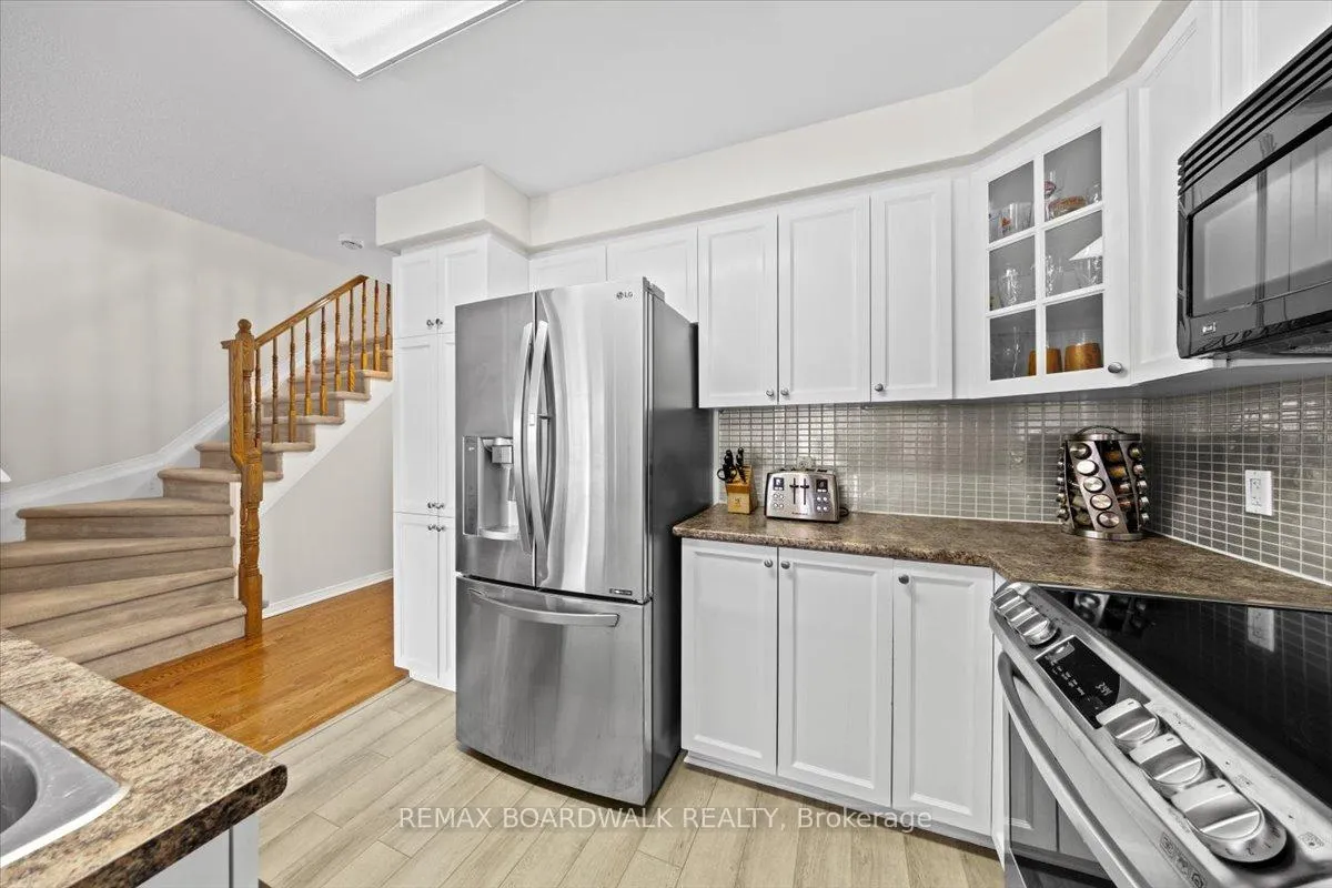 Photo 19 of 783 Cobble Hill Drive, Ottawa, Barrhaven - Cedargrove/Fraserdale — HOMEH