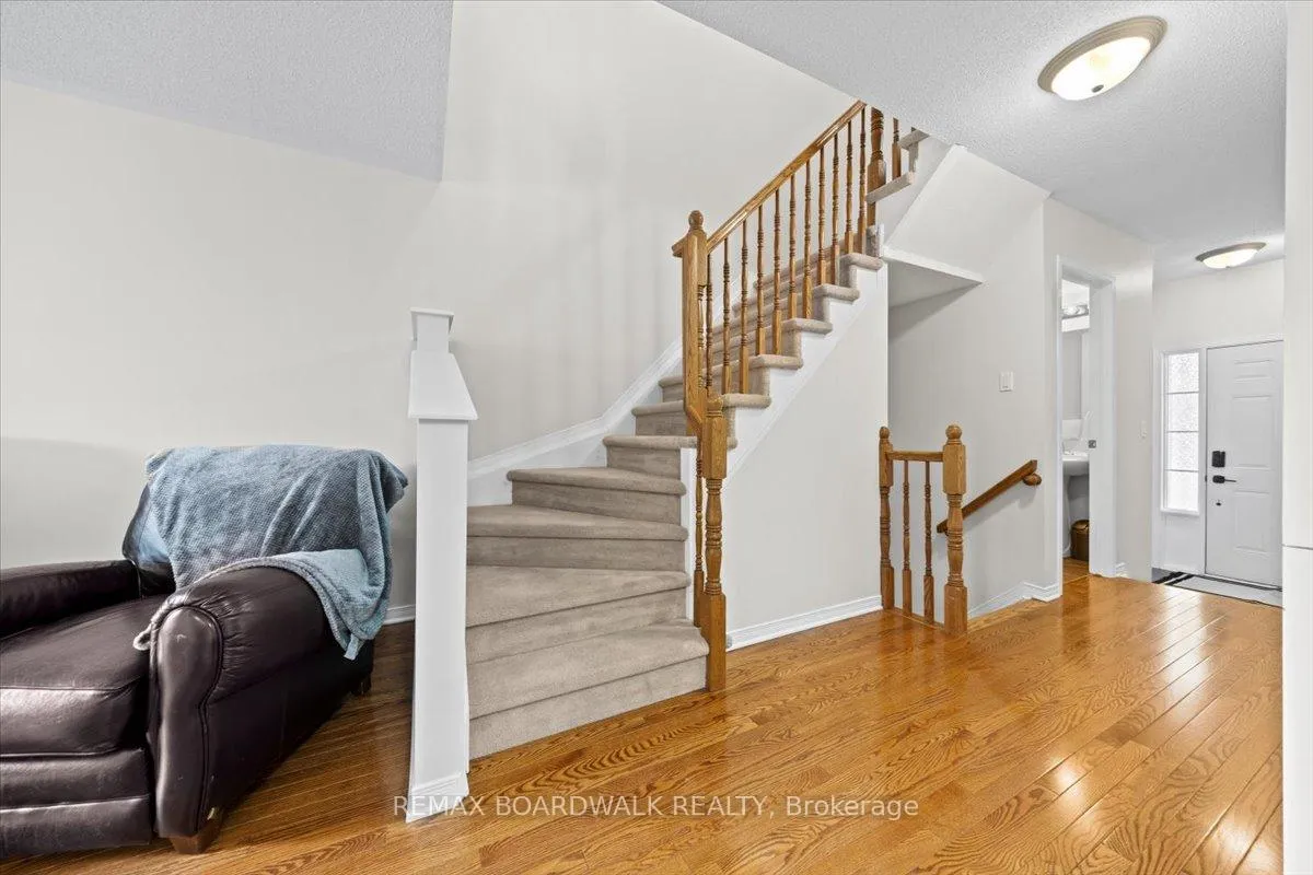 Photo 20 of 783 Cobble Hill Drive, Ottawa, Barrhaven - Cedargrove/Fraserdale — HOMEH