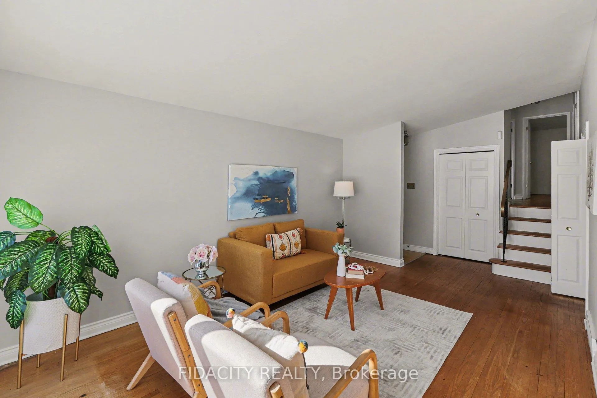 Photo 6 of 1933 Connecticut Avenue, Ottawa, Guildwood Estates - Urbandale Acres — HOMEH