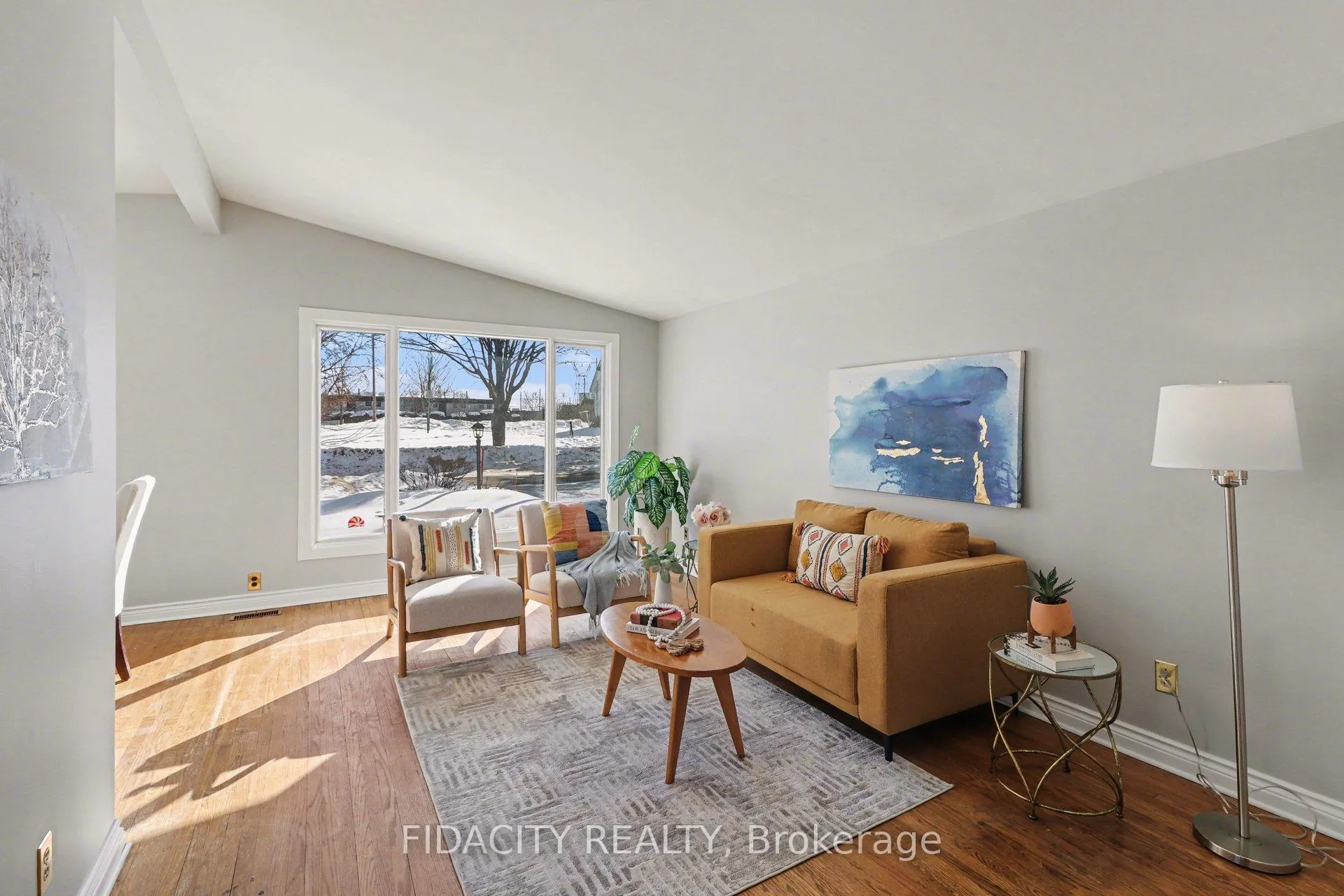 Photo 8 of 1933 Connecticut Avenue, Ottawa, Guildwood Estates - Urbandale Acres — HOMEH