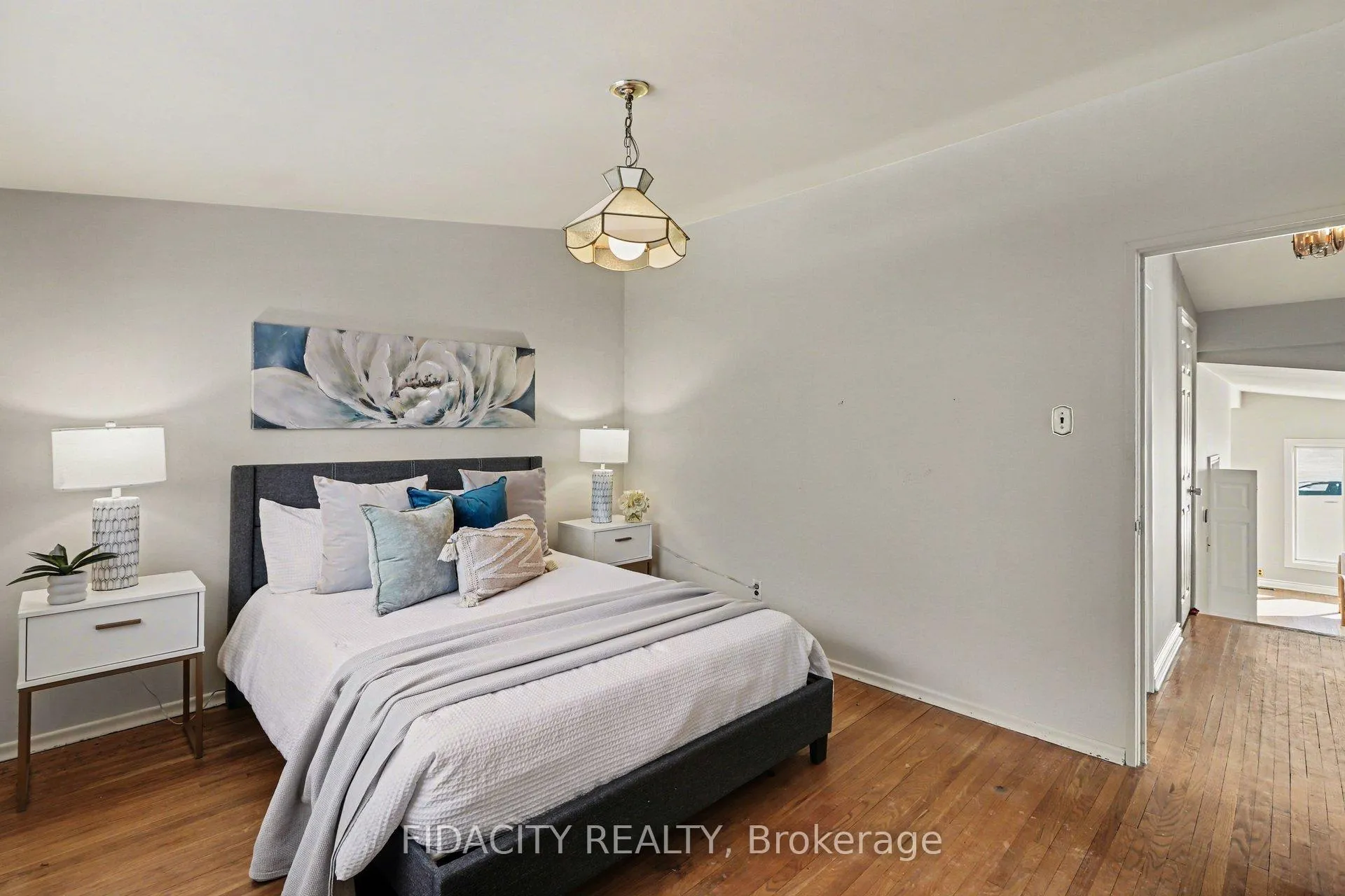 Photo 17 of 1933 Connecticut Avenue, Ottawa, Guildwood Estates - Urbandale Acres — HOMEH