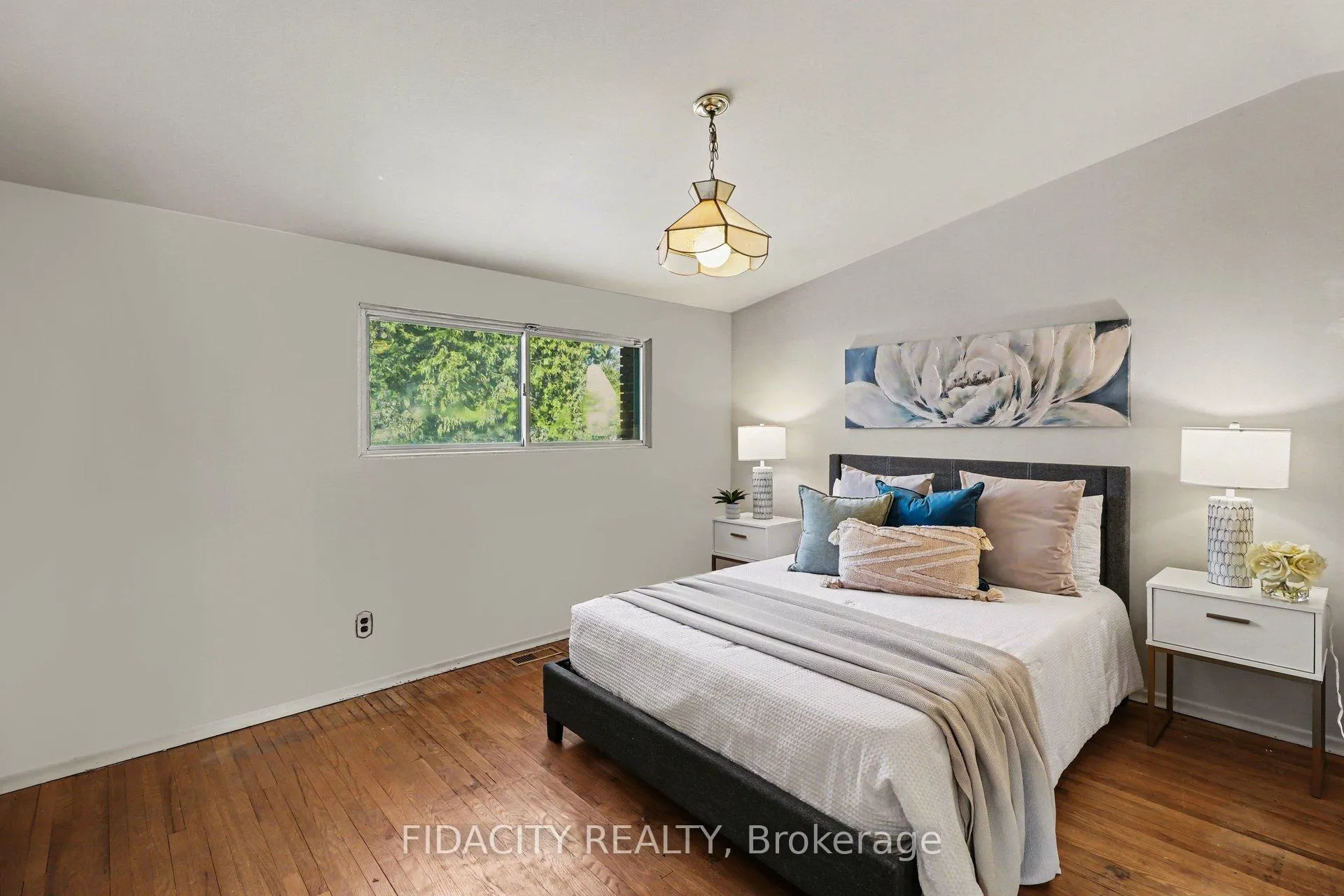Photo 18 of 1933 Connecticut Avenue, Ottawa, Guildwood Estates - Urbandale Acres — HOMEH