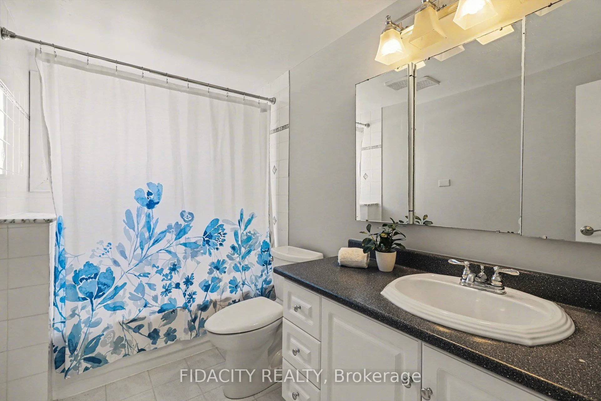 Photo 21 of 1933 Connecticut Avenue, Ottawa, Guildwood Estates - Urbandale Acres — HOMEH