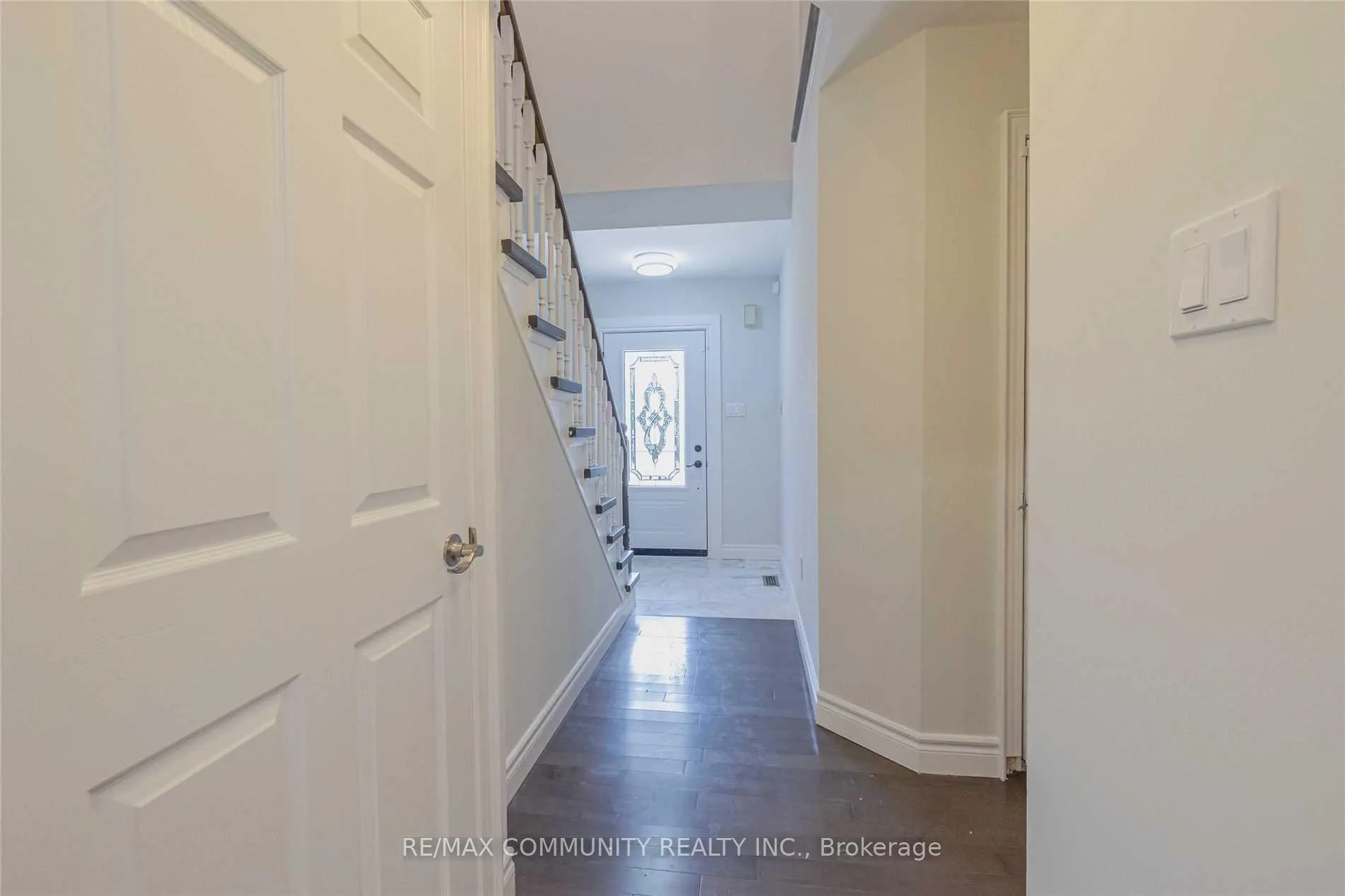 Photo 2 of 55 Longueuil Place, Whitby, Pringle Creek — HOMEH