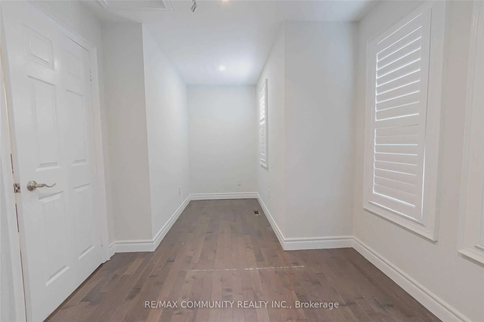 Photo 11 of 55 Longueuil Place, Whitby, Pringle Creek — HOMEH