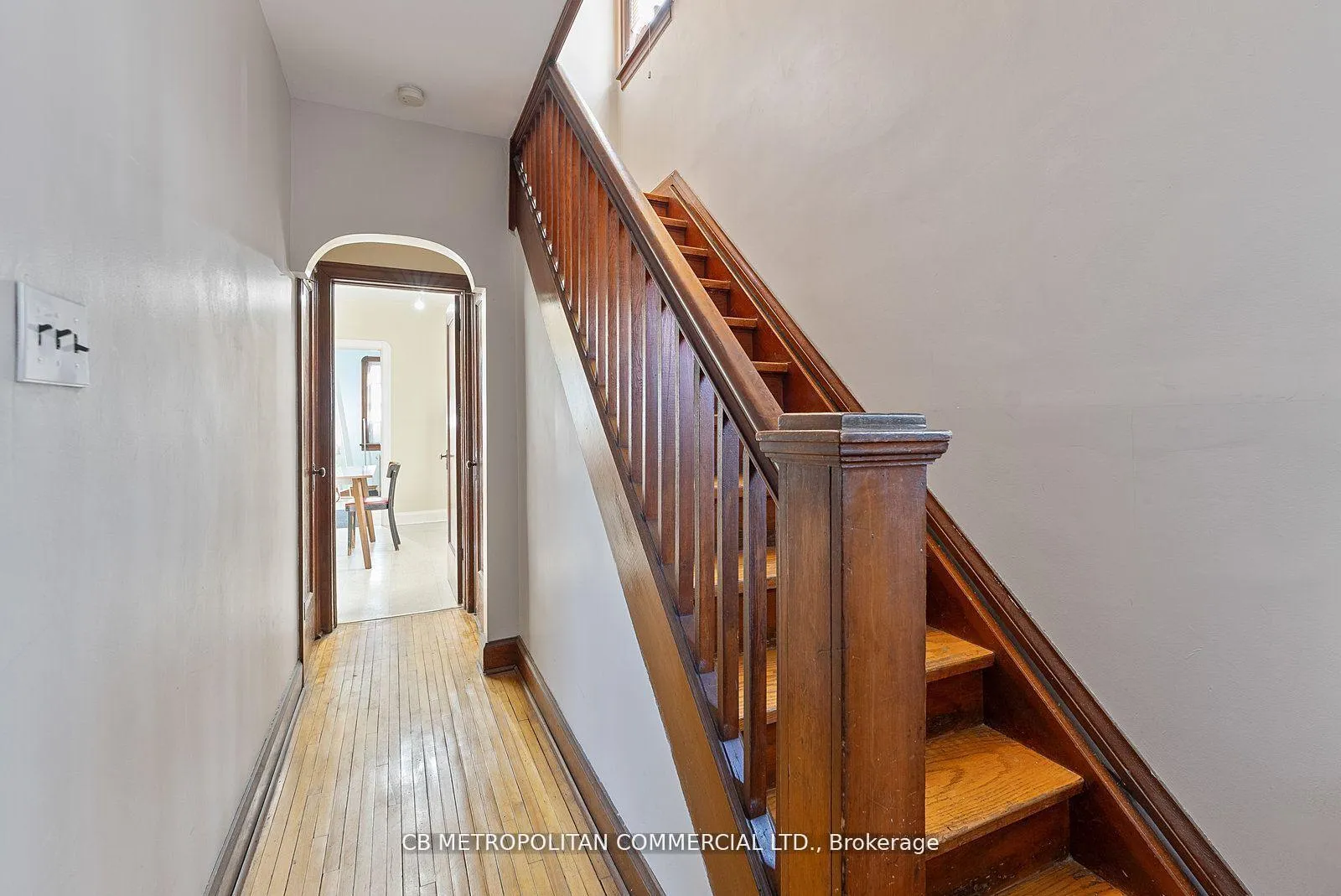 Photo 4 of 17 Augusta Avenue, Toronto, Kensington-Chinatown — HOMEH