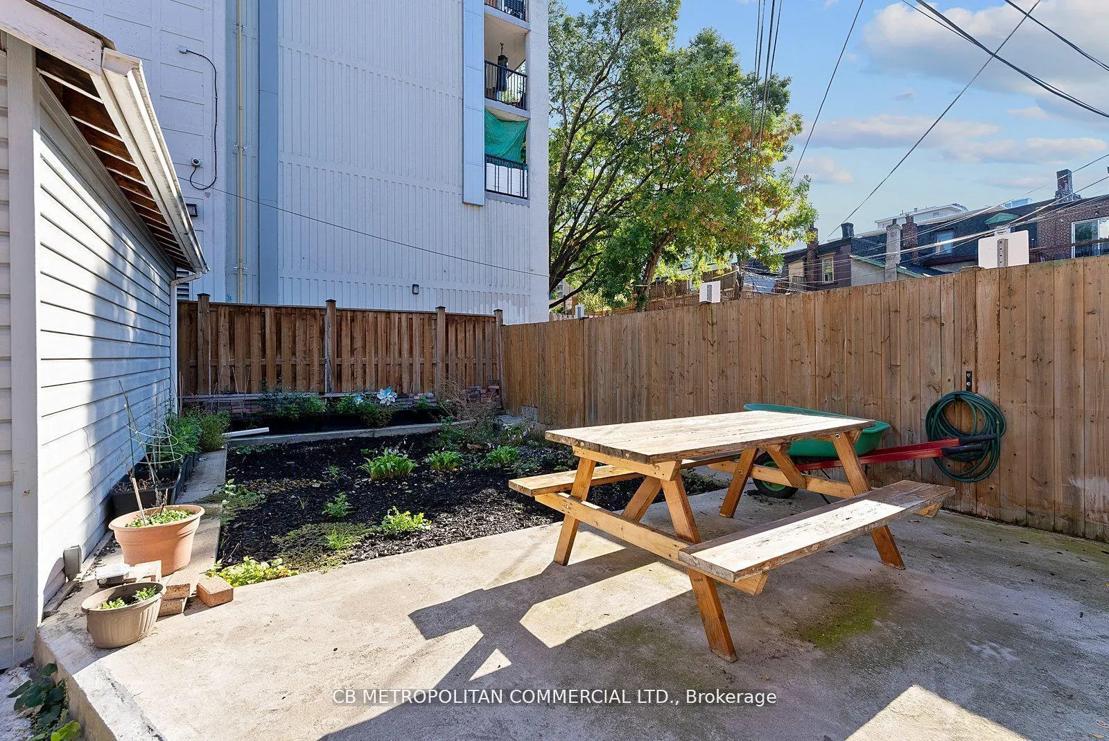Photo 26 of 17 Augusta Avenue, Toronto, Kensington-Chinatown — HOMEH