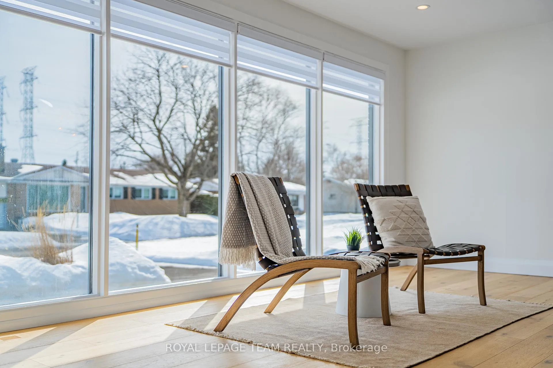 Photo 21 of 23 Brent Avenue, Ottawa, Manordale — HOMEH