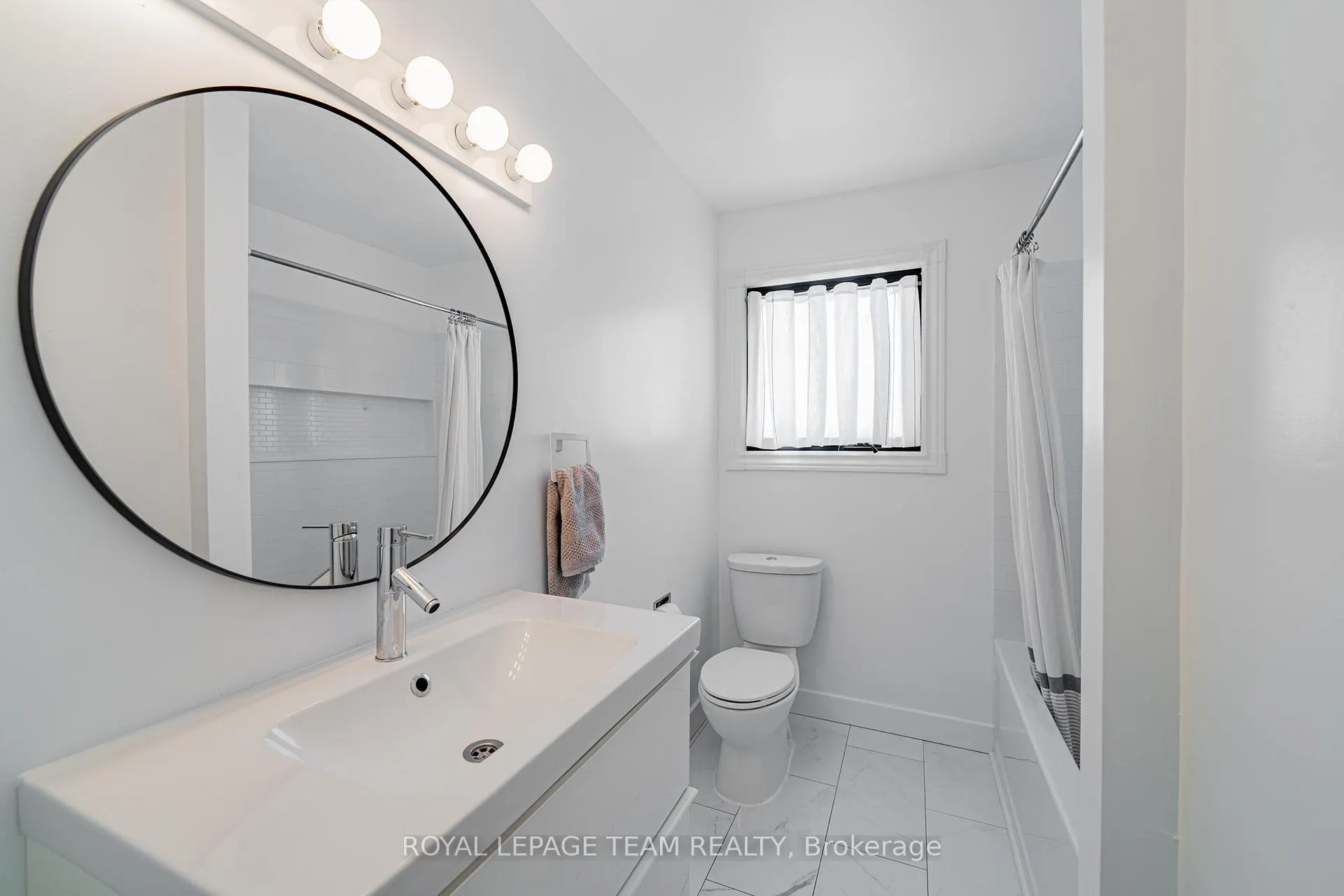 Photo 33 of 23 Brent Avenue, Ottawa, Manordale — HOMEH