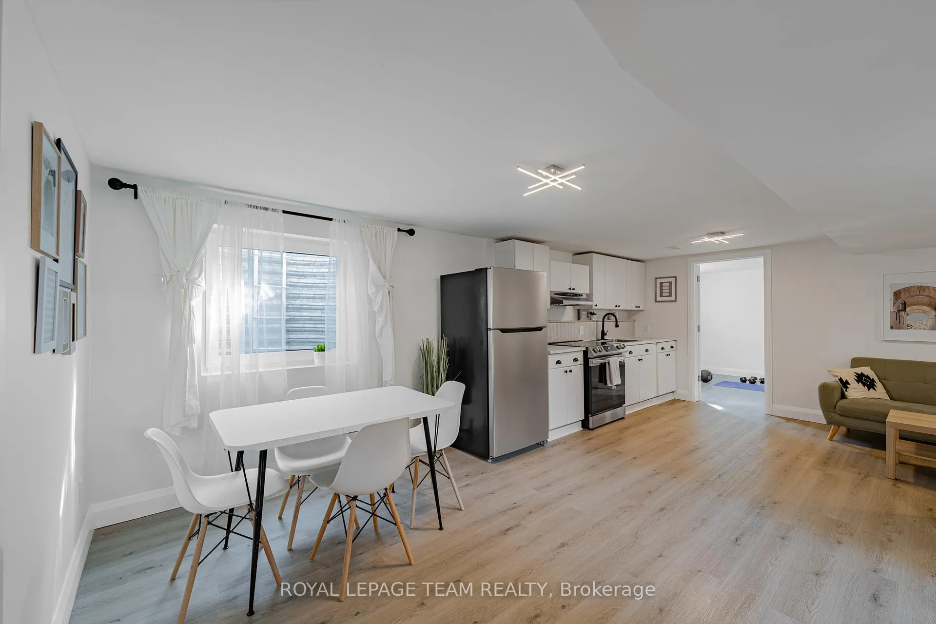 Photo 35 of 23 Brent Avenue, Ottawa, Manordale — HOMEH