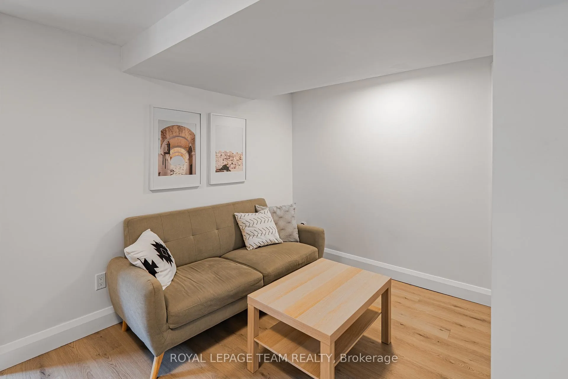 Photo 40 of 23 Brent Avenue, Ottawa, Manordale — HOMEH