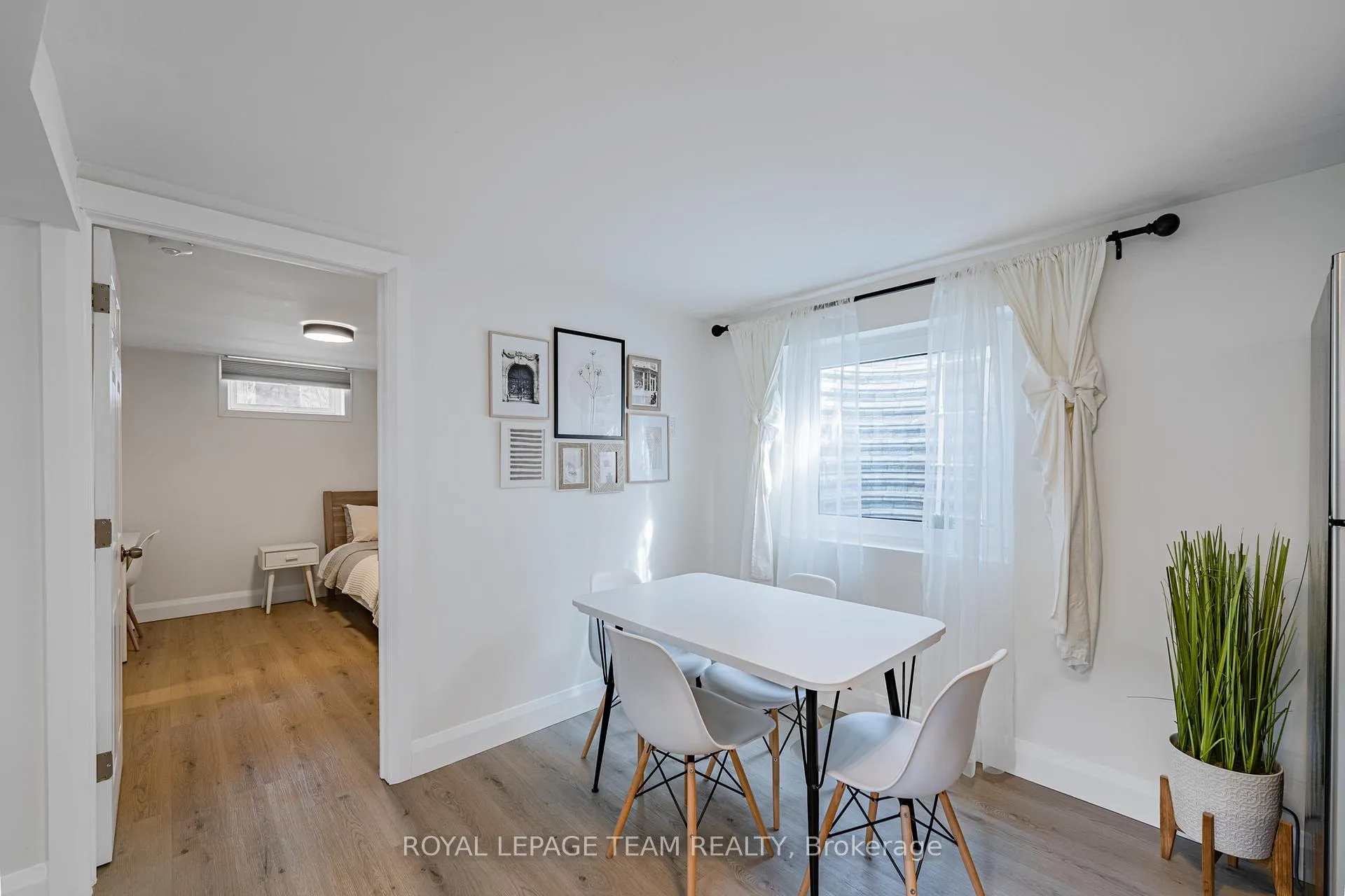 Photo 41 of 23 Brent Avenue, Ottawa, Manordale — HOMEH