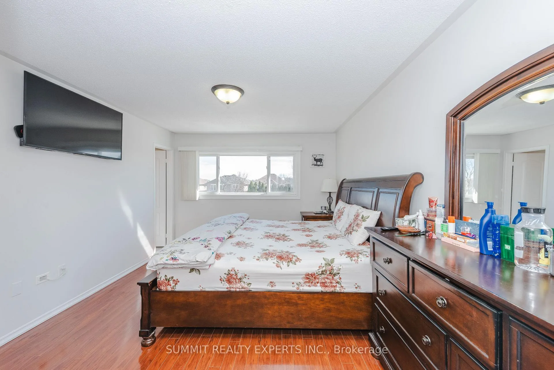 Photo 23 of 70 Wildberry Crescent, Brampton, Sandringham-Wellington — HOMEH