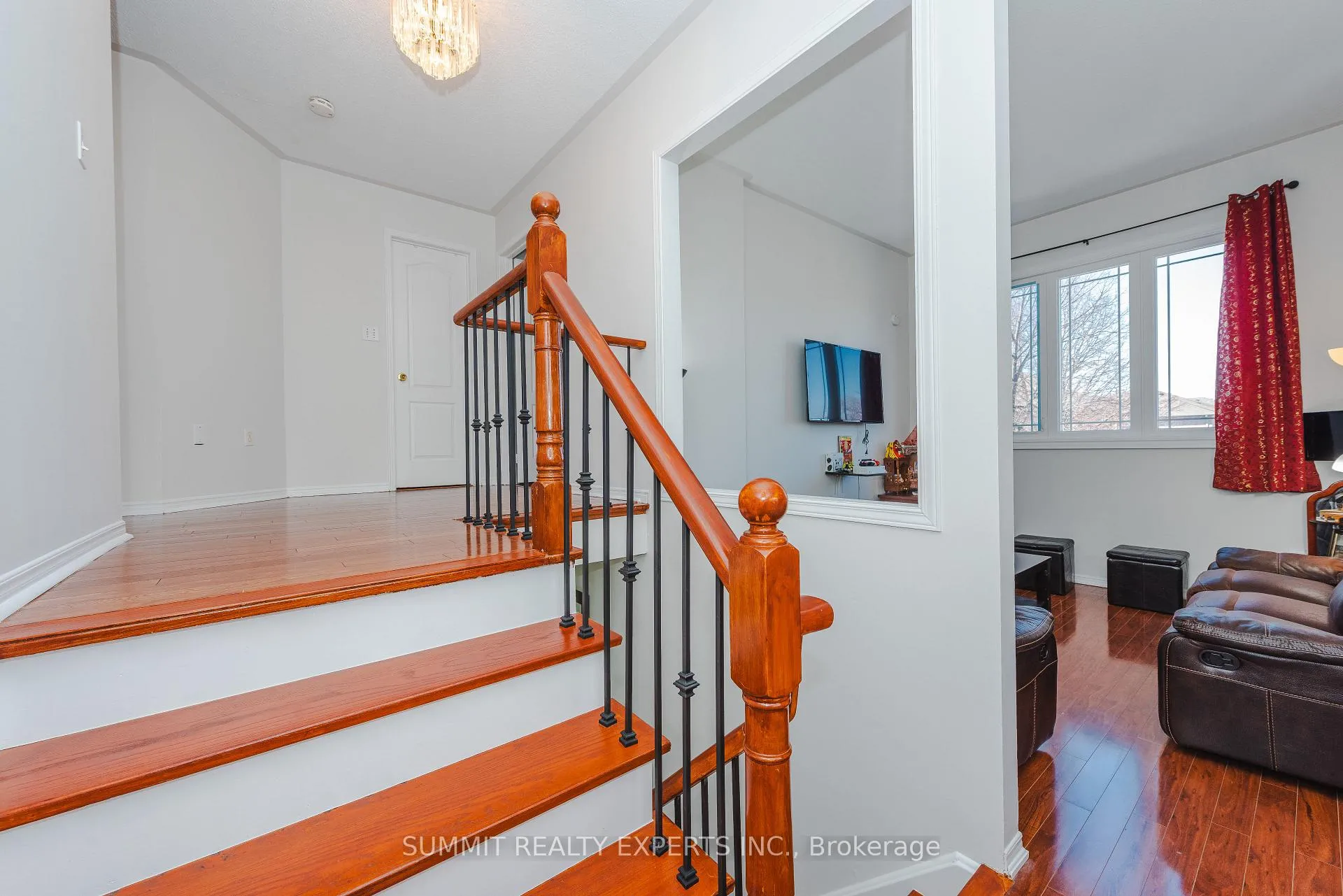 Photo 34 of 70 Wildberry Crescent, Brampton, Sandringham-Wellington — HOMEH