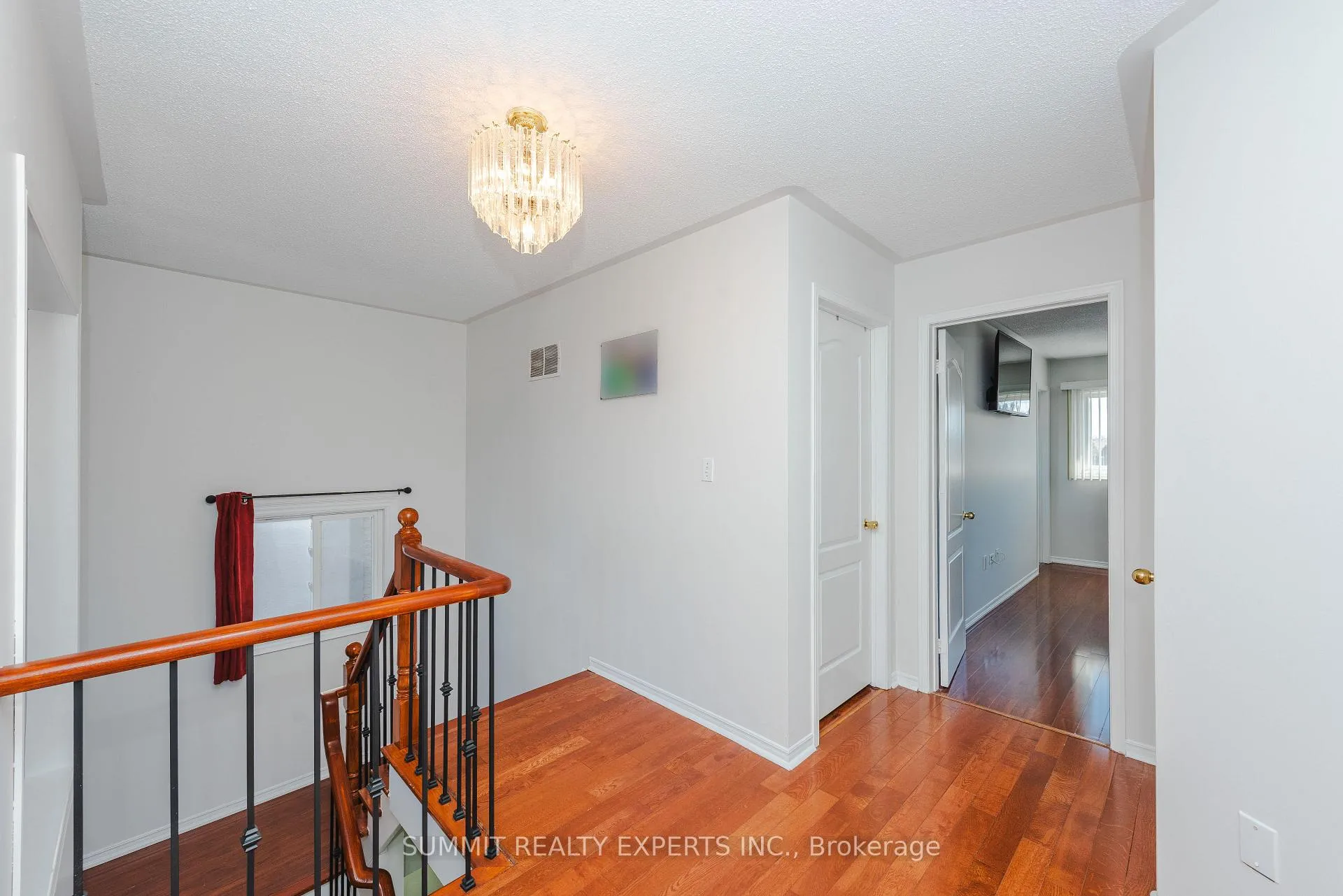Photo 35 of 70 Wildberry Crescent, Brampton, Sandringham-Wellington — HOMEH